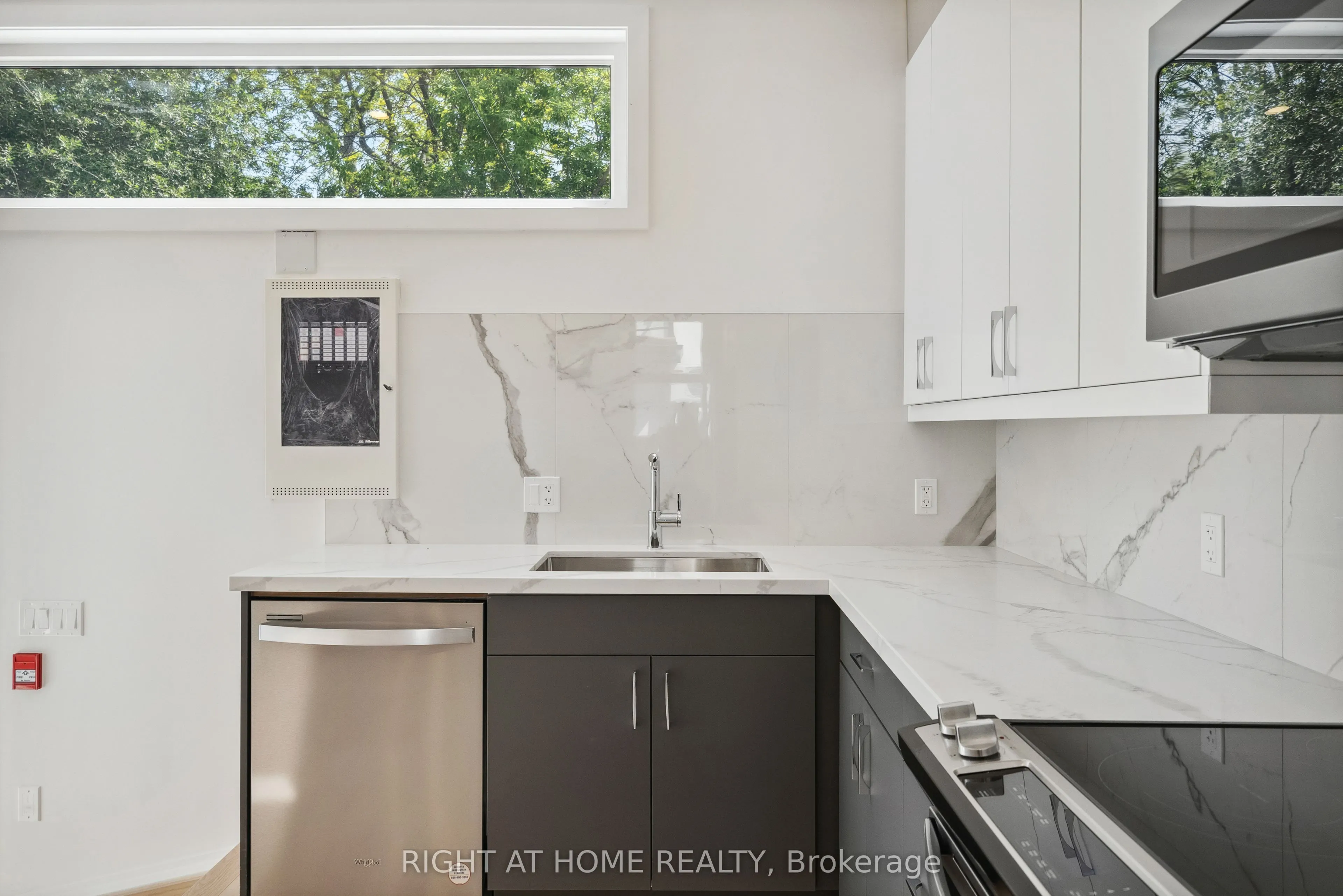 367 Howland Avenue #5