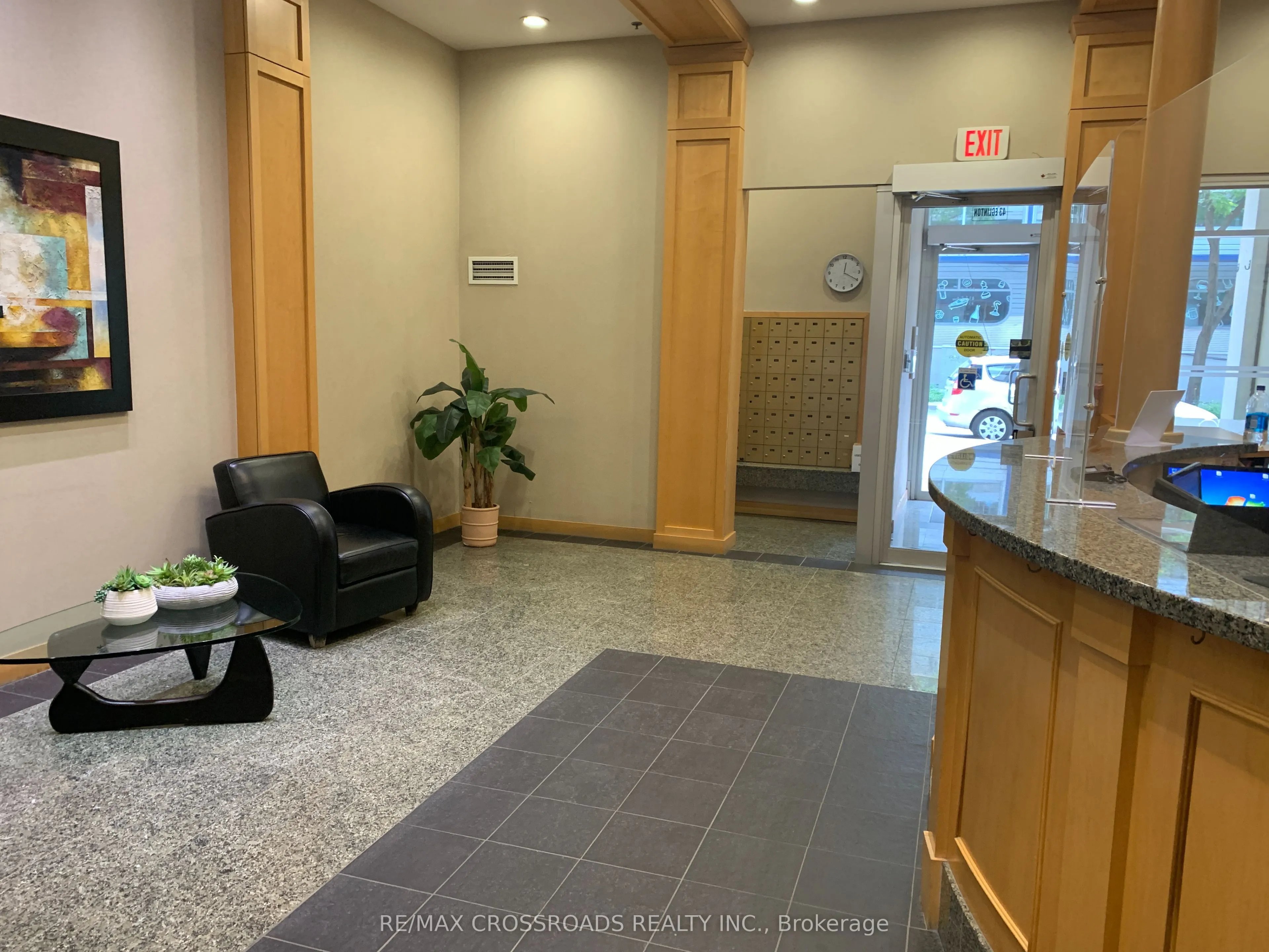 43 Eglinton Avenue E #1211