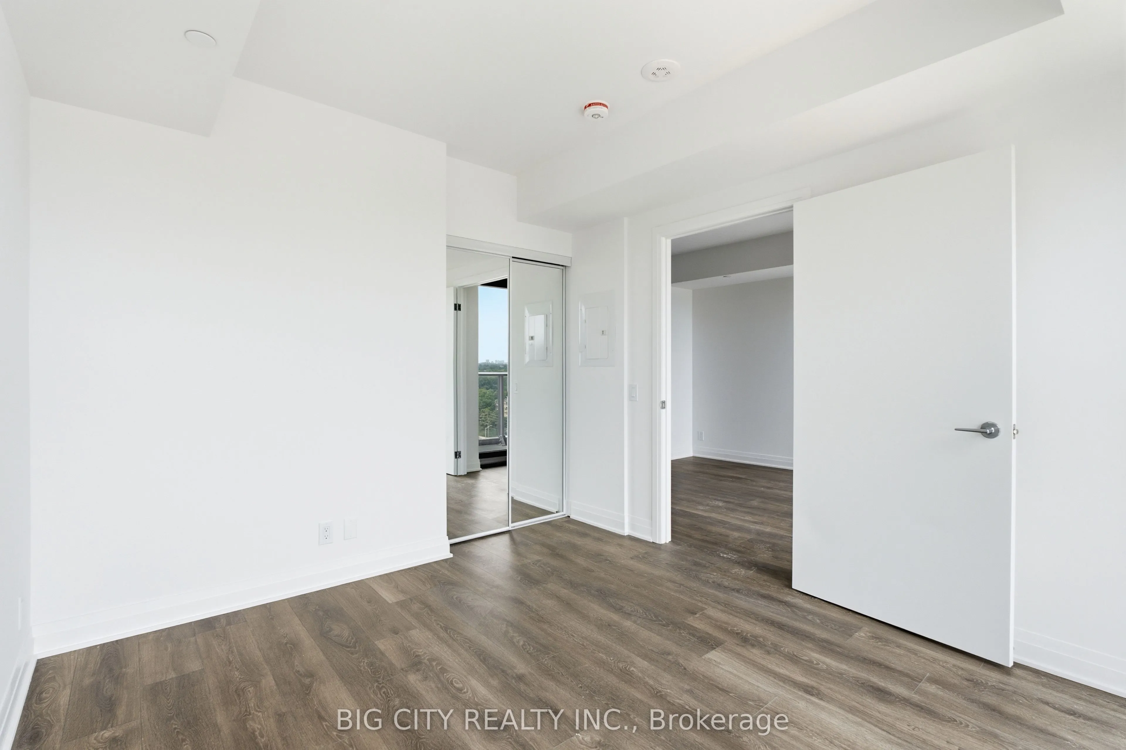 25 Frederick Todd Way #1109