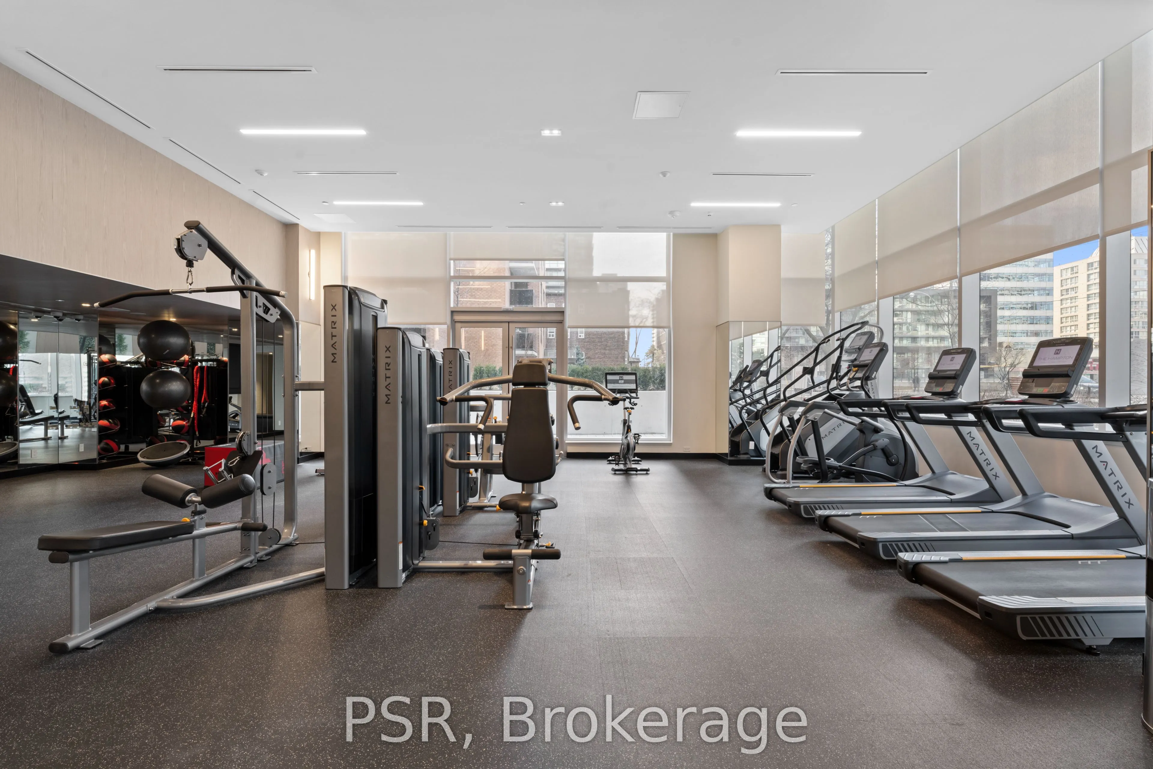 101 Roehampton Avenue #2510