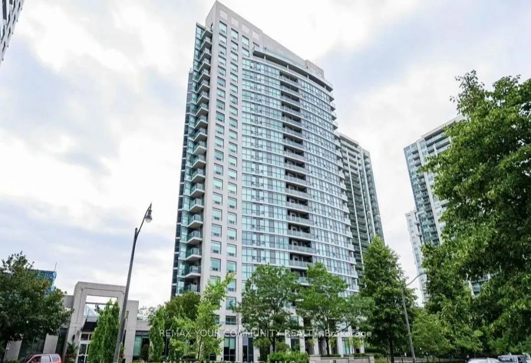 28 Harrison Garden Boulevard #4