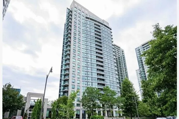 28 Harrison Garden Boulevard #4