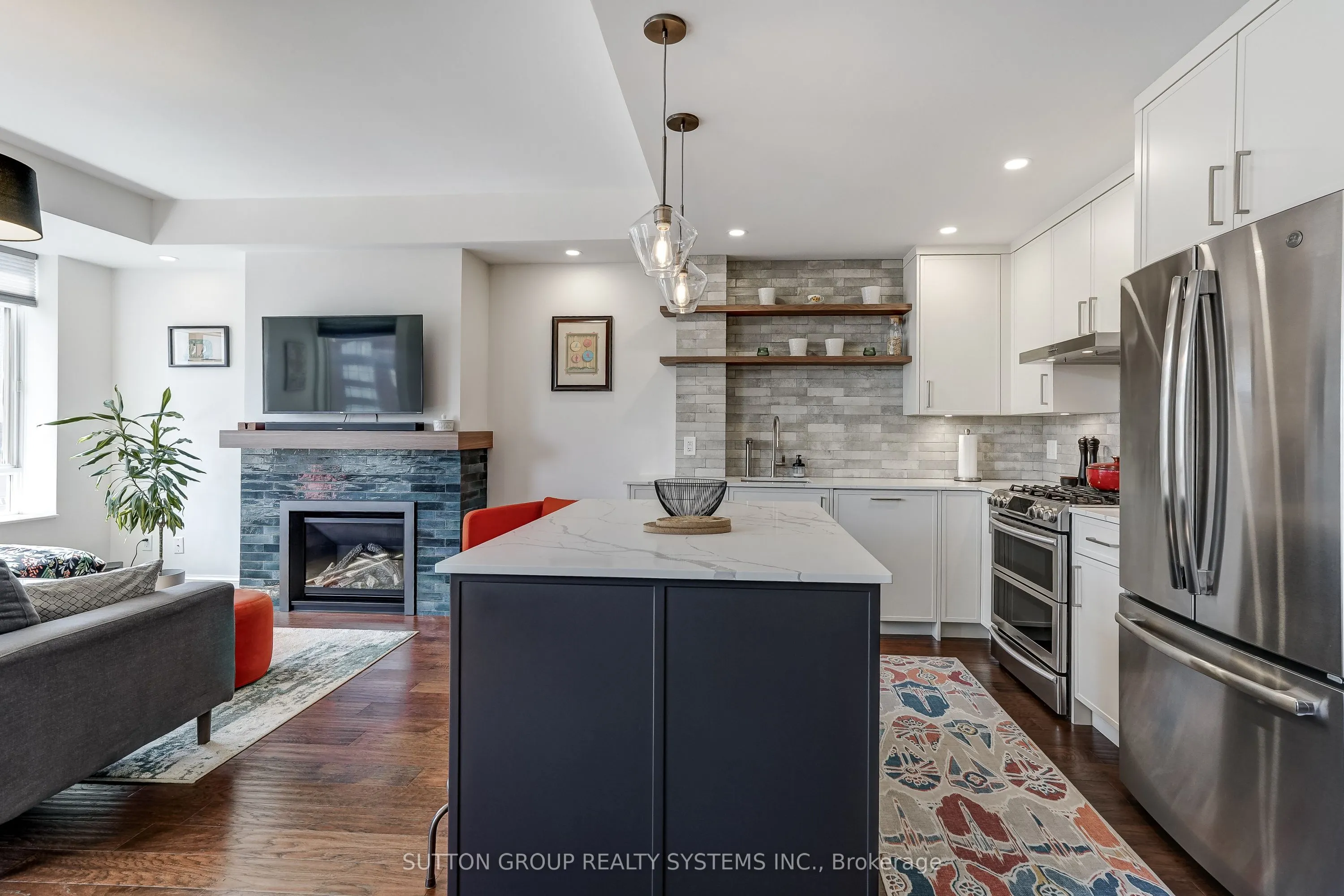39 Jarvis Street #PH807