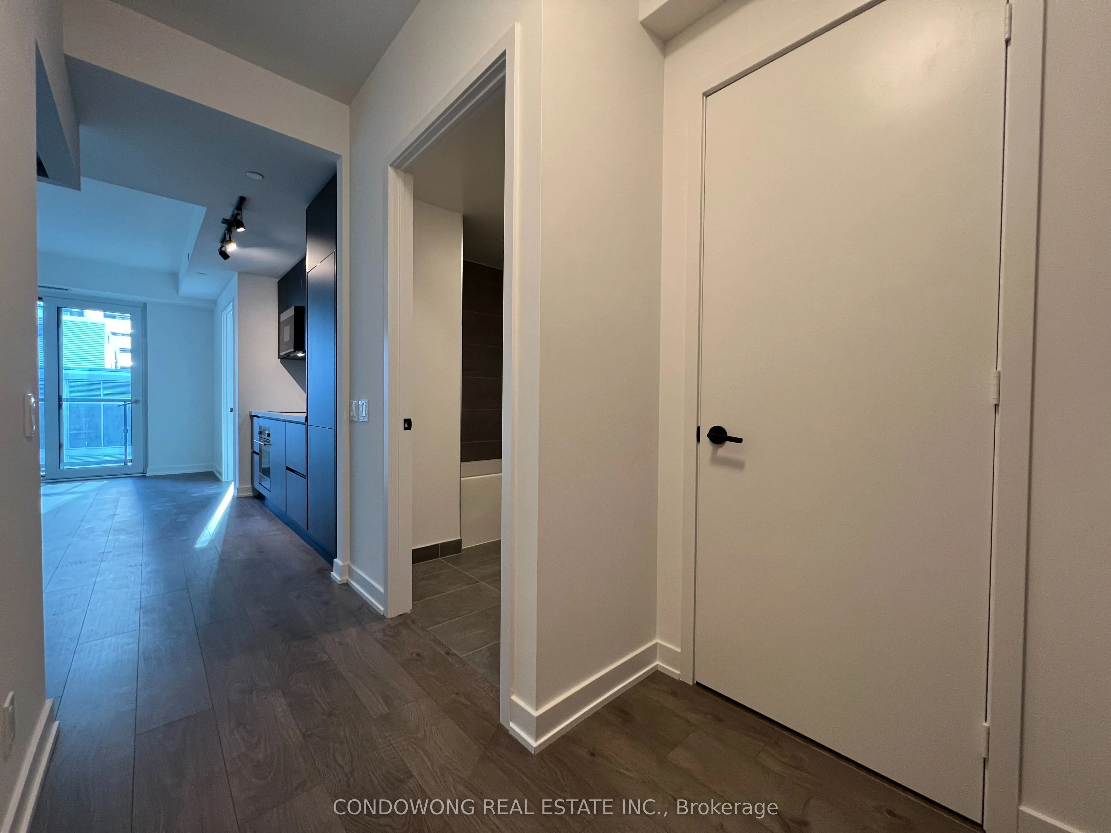 108 Peter Street #1106