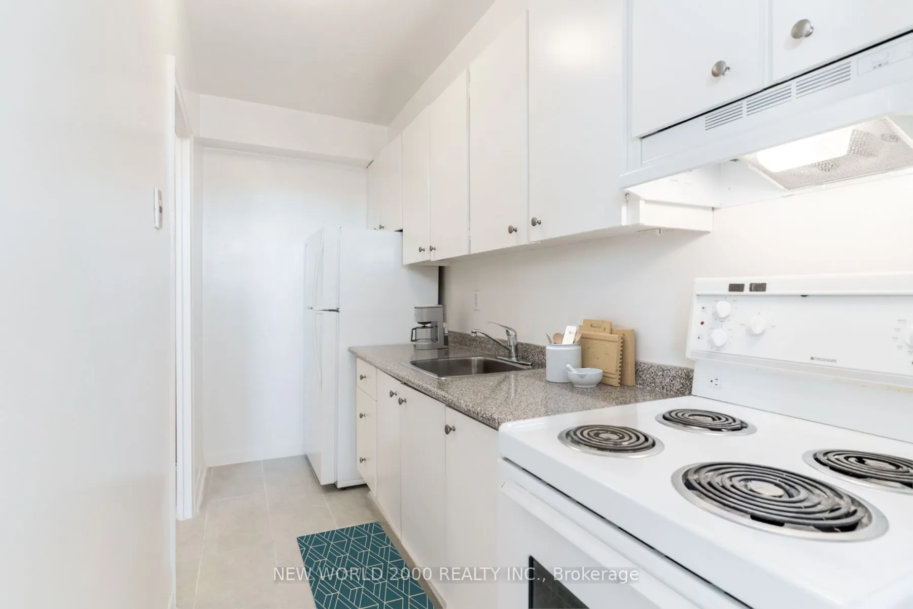 485 Eglinton Avenue E #0903