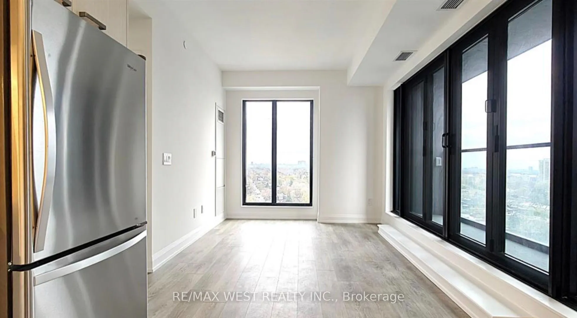 20 Soudan Avenue #1503