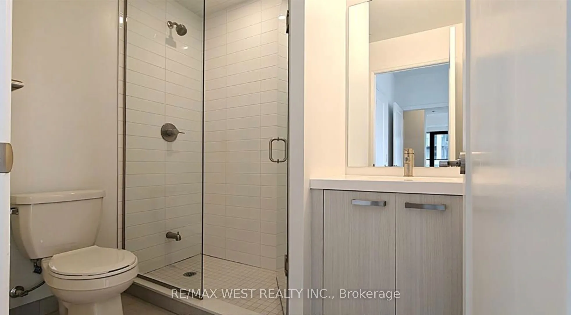 20 Soudan Avenue #1503
