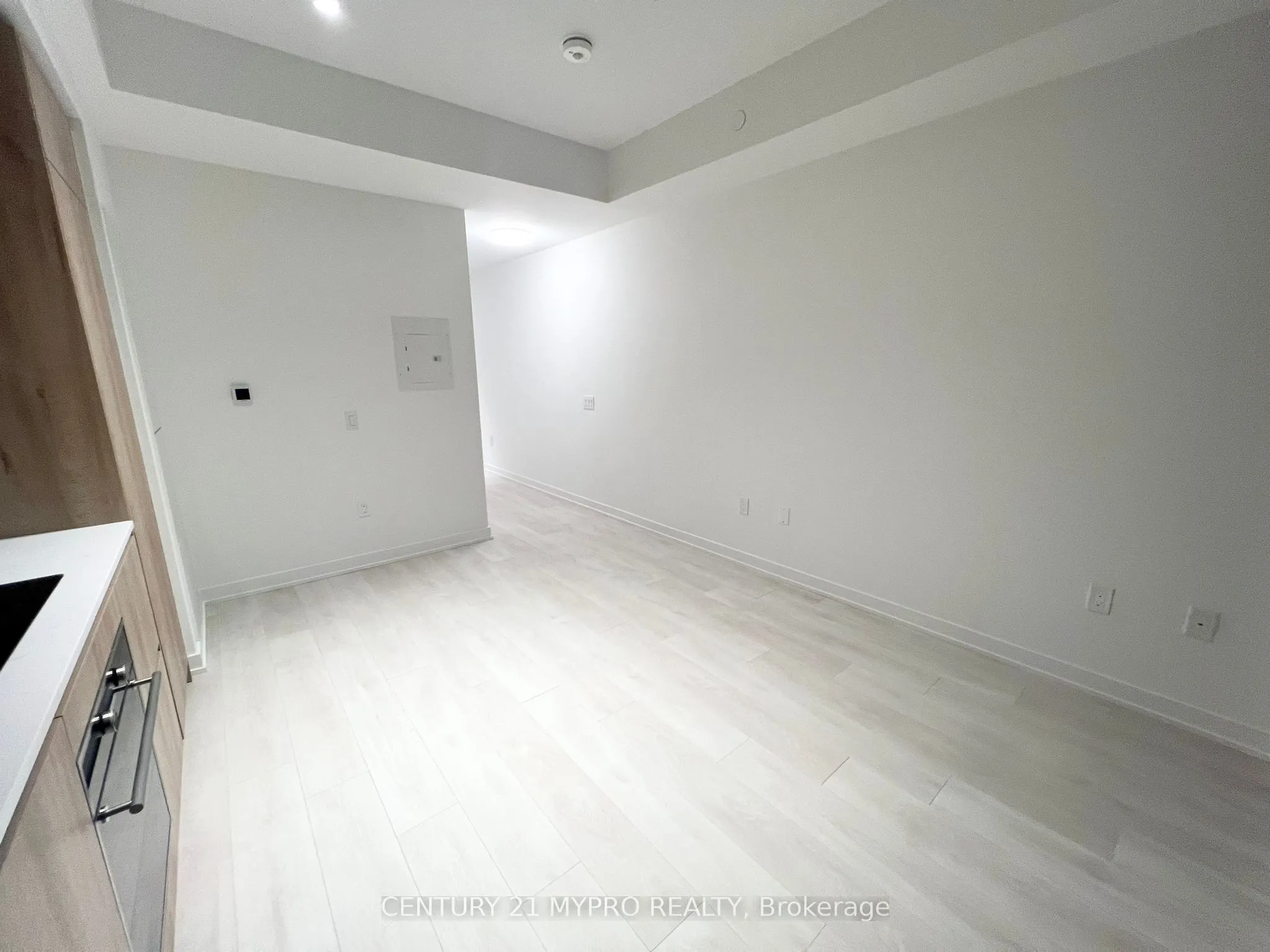 127 Broadway Avenue #204
