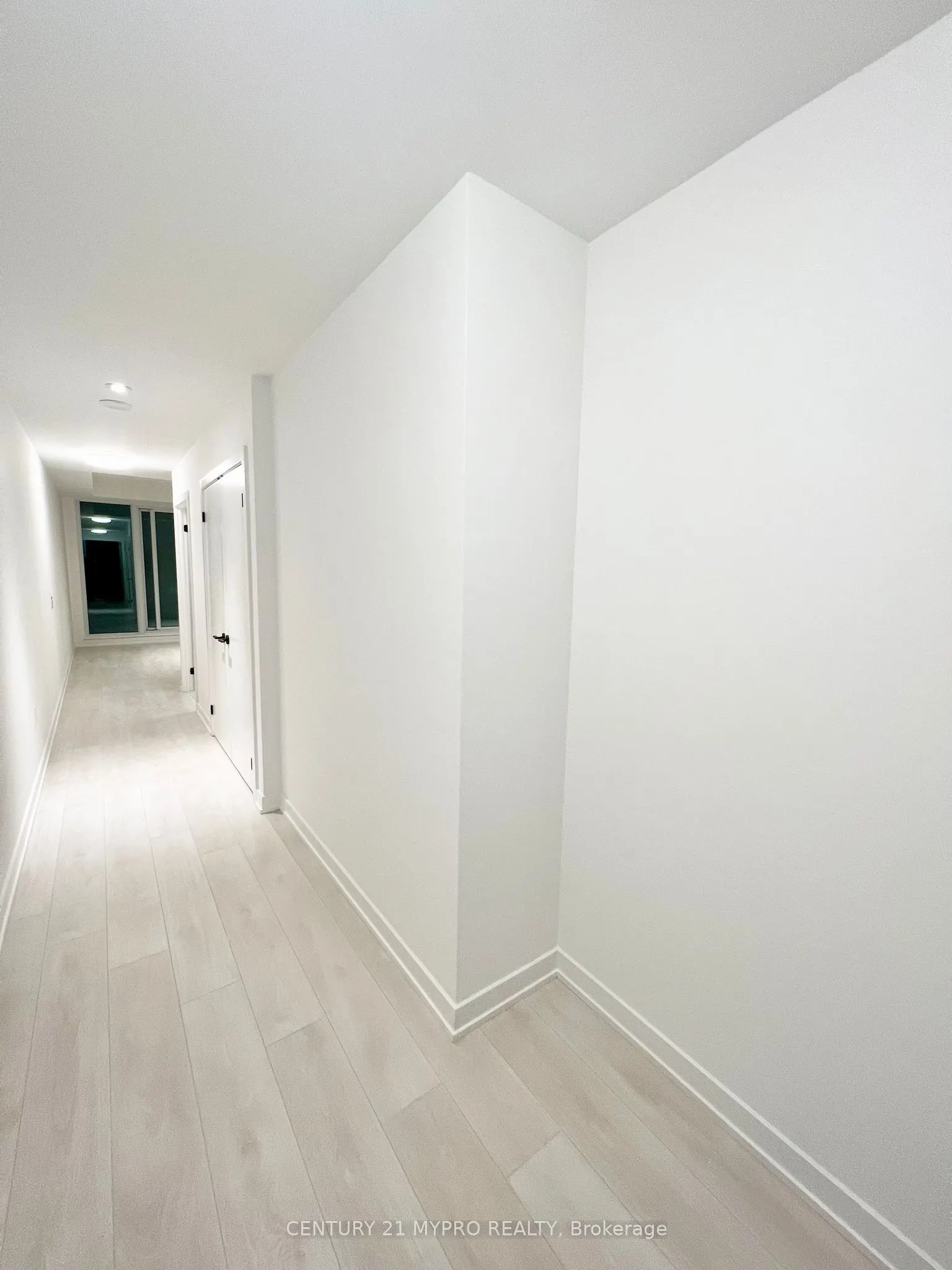 127 Broadway Avenue #204