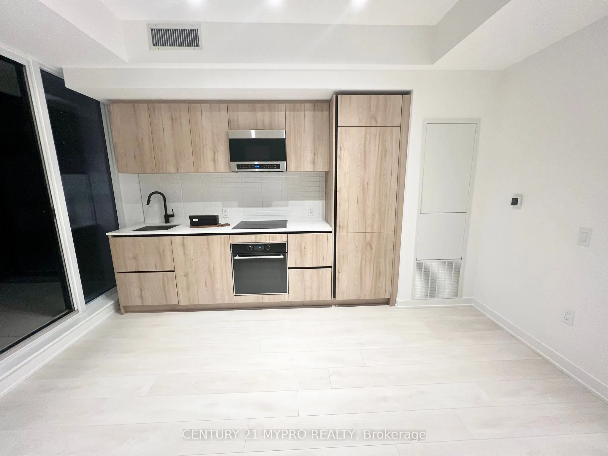 127 Broadway Avenue #204