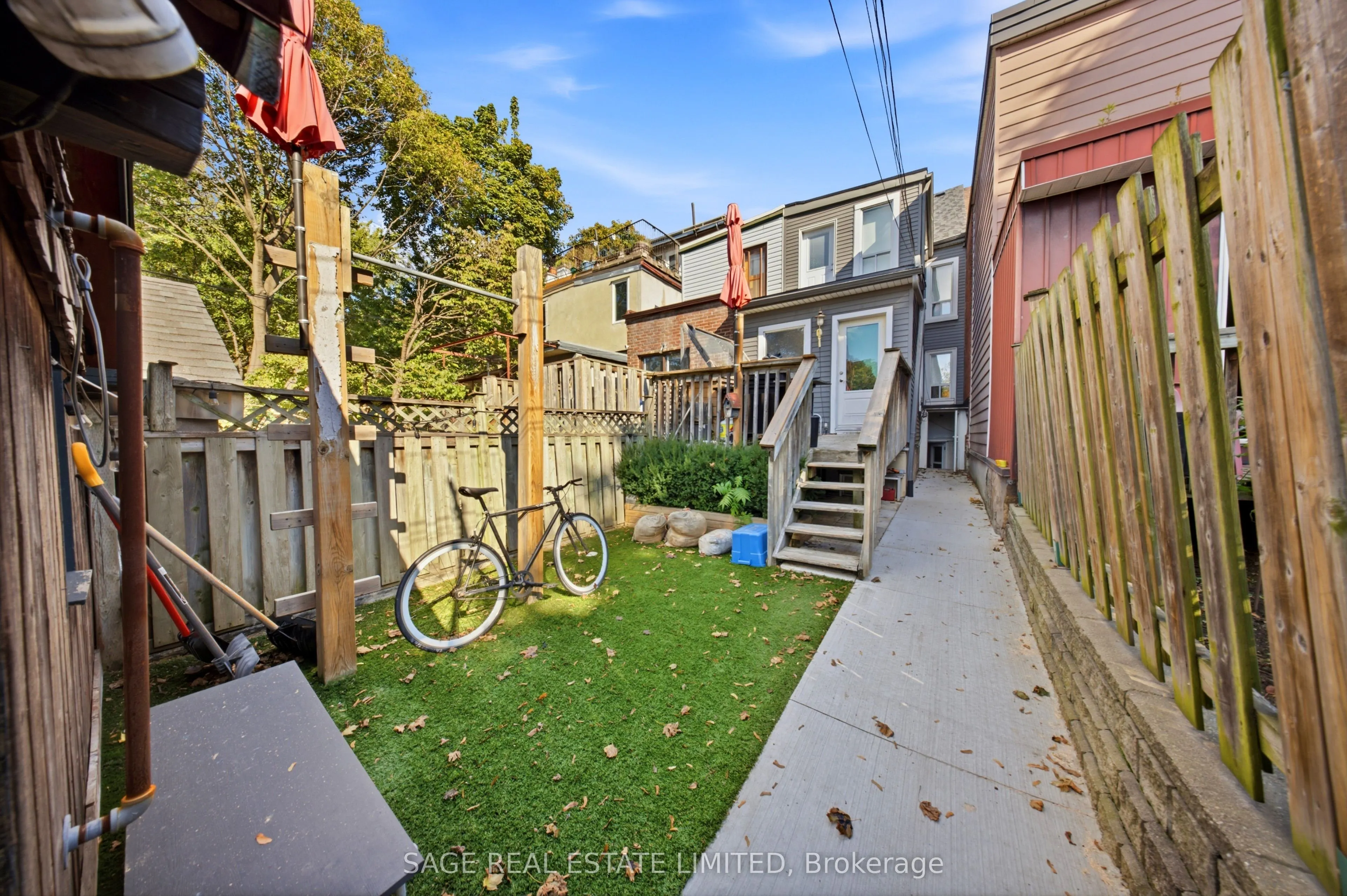 376 Shaw Street