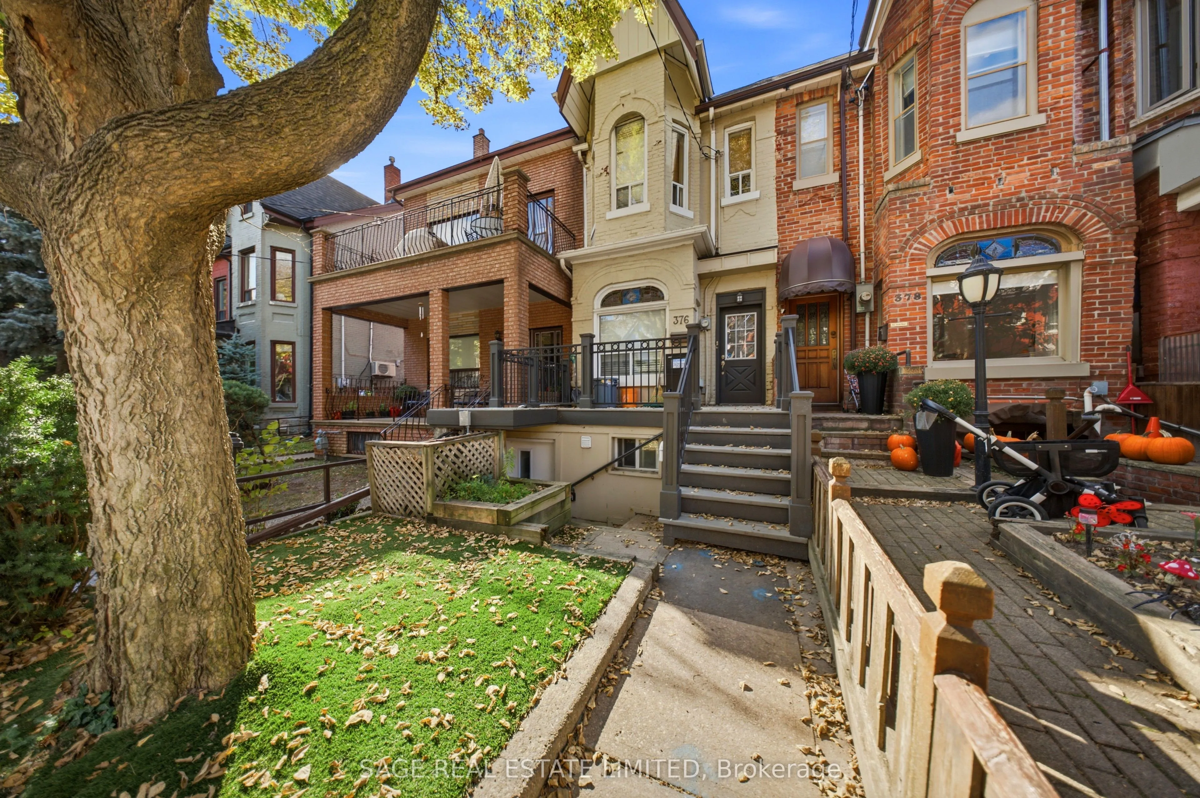 376 Shaw Street