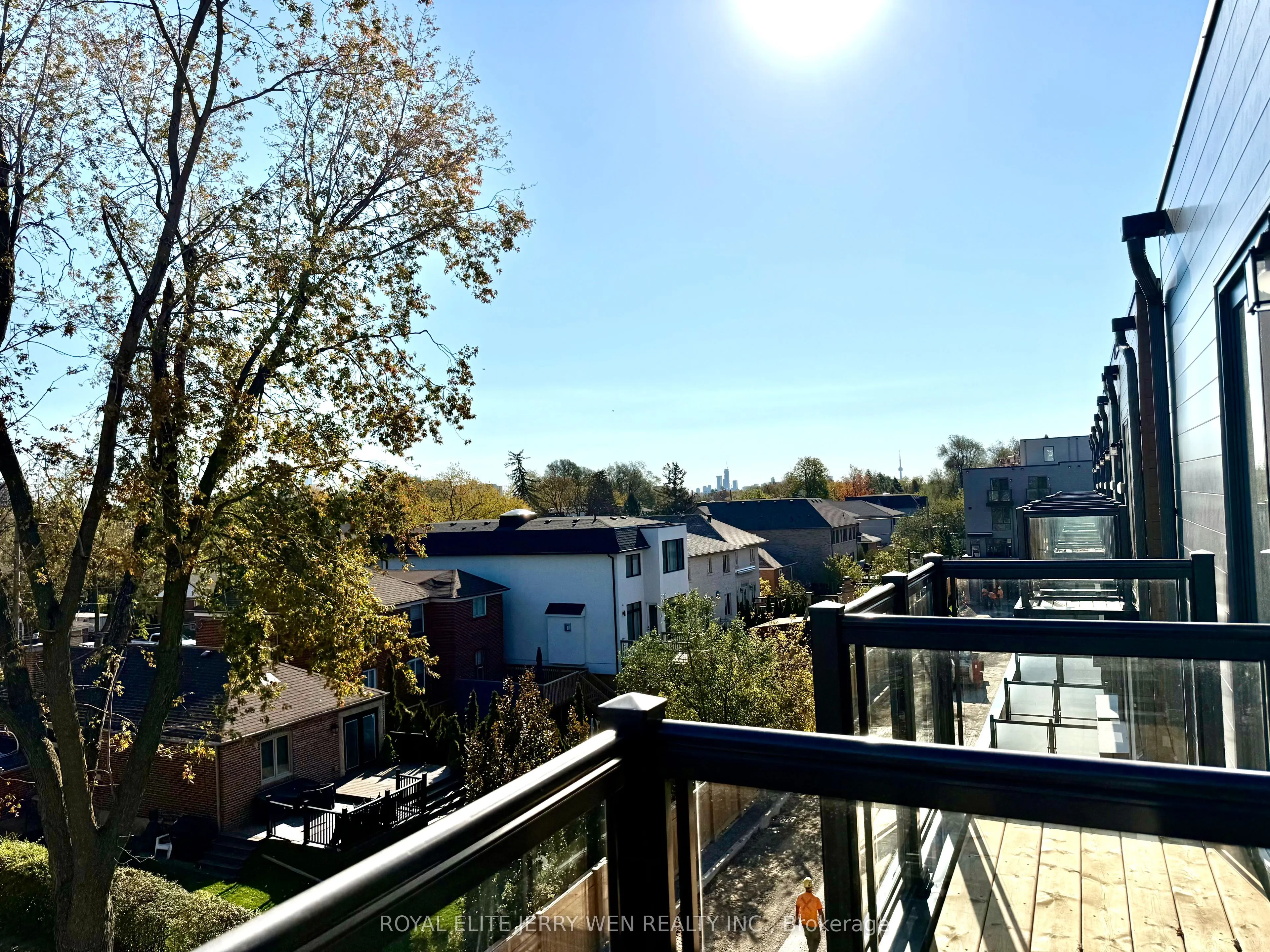 384 Lawrence Heights Way