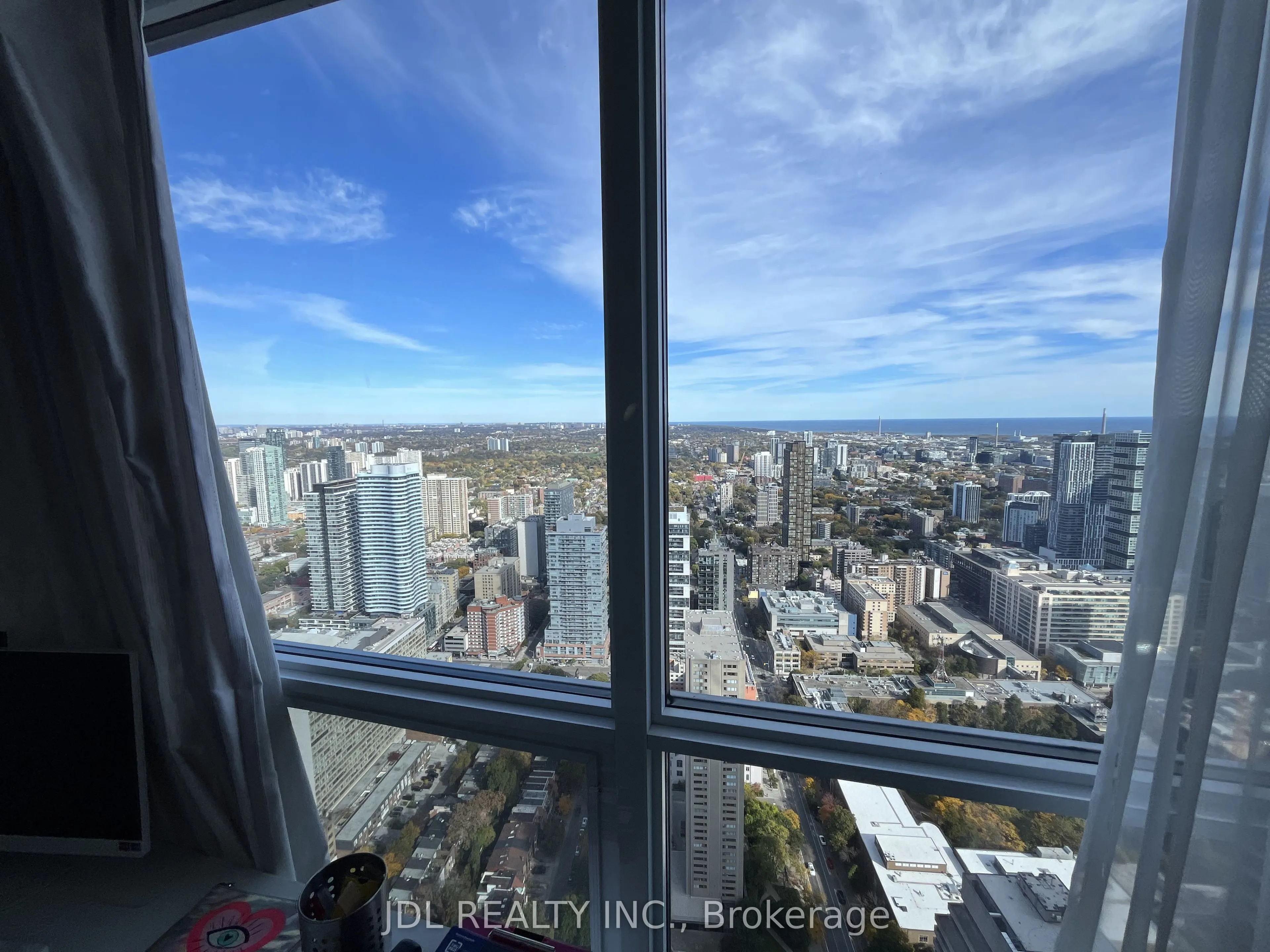 386 Yonge Street #5505