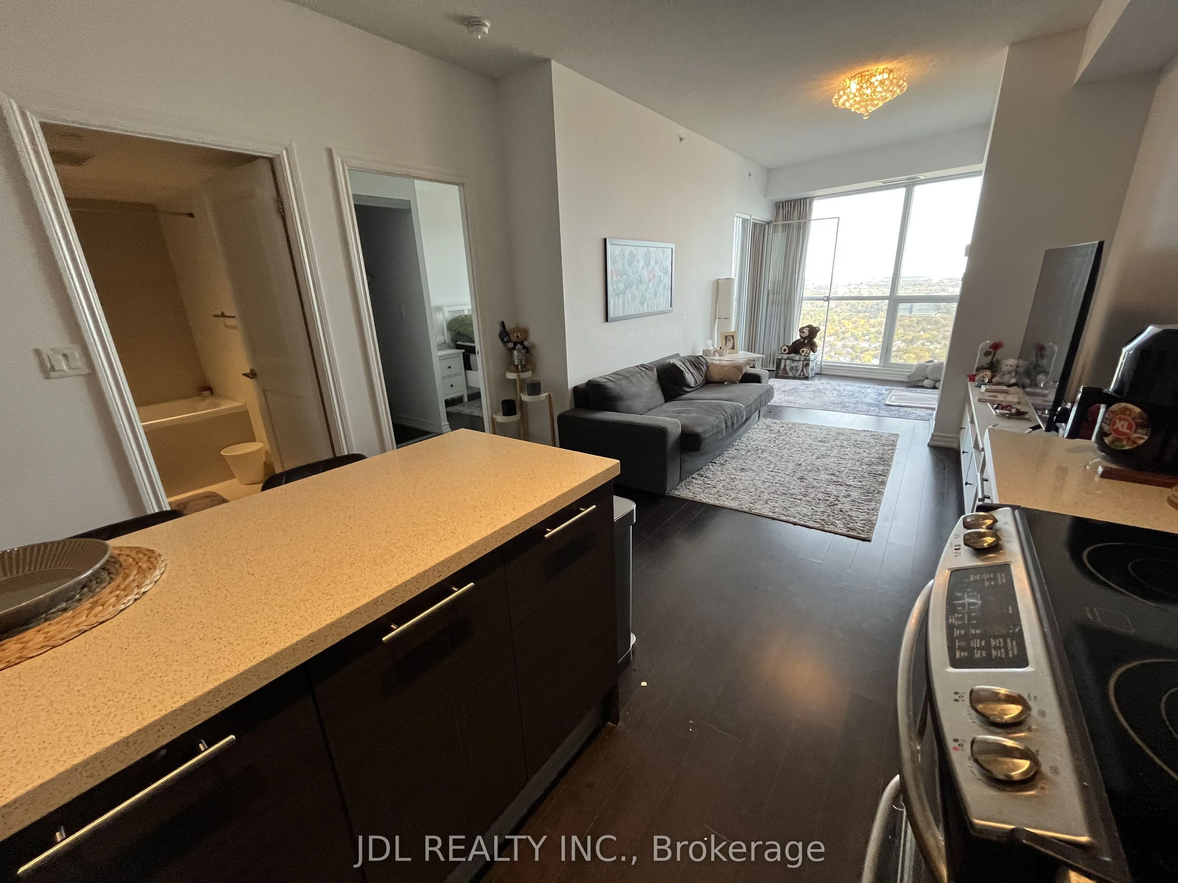 386 Yonge Street #5505