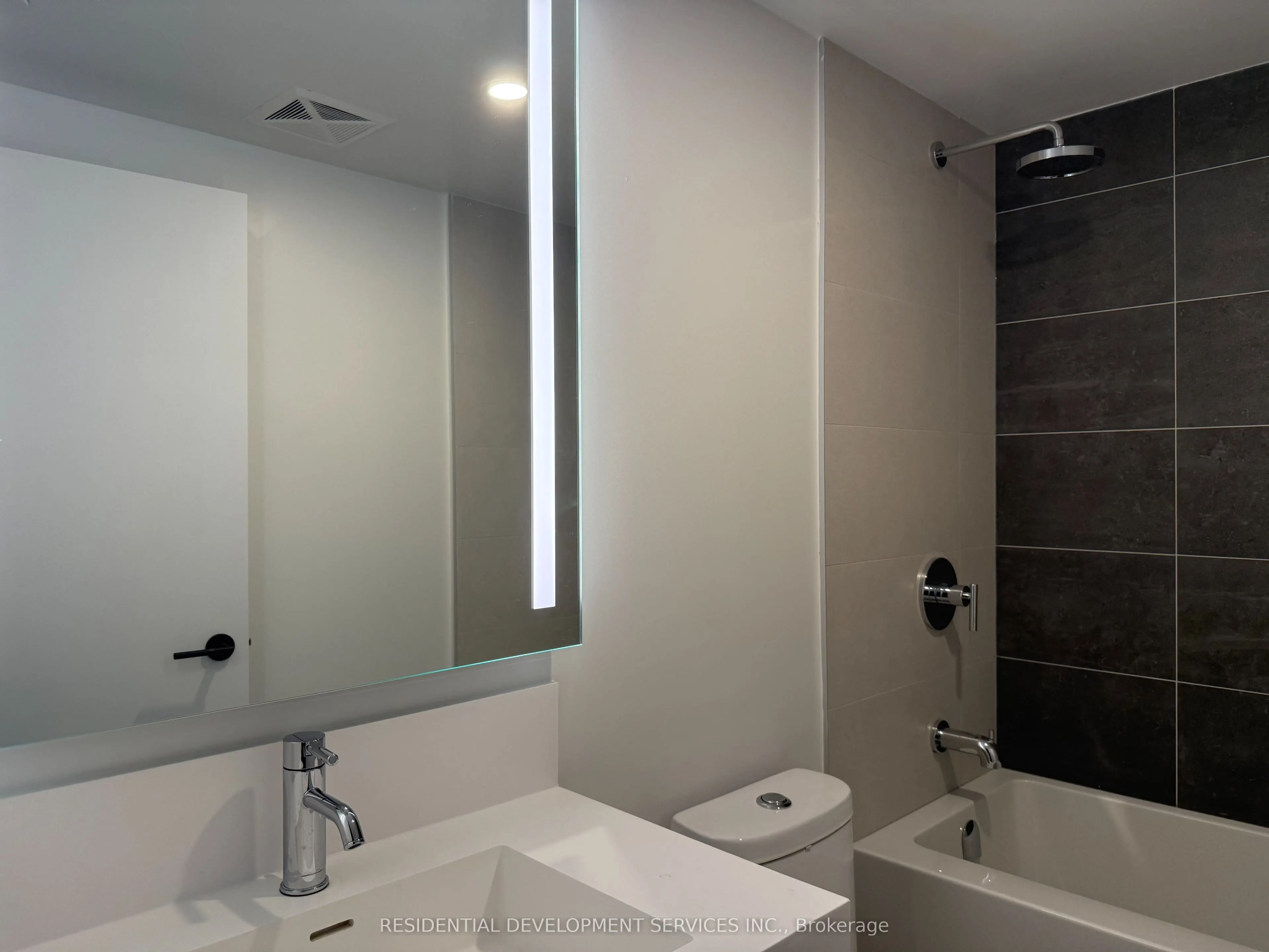 306 Jarvis Street #912