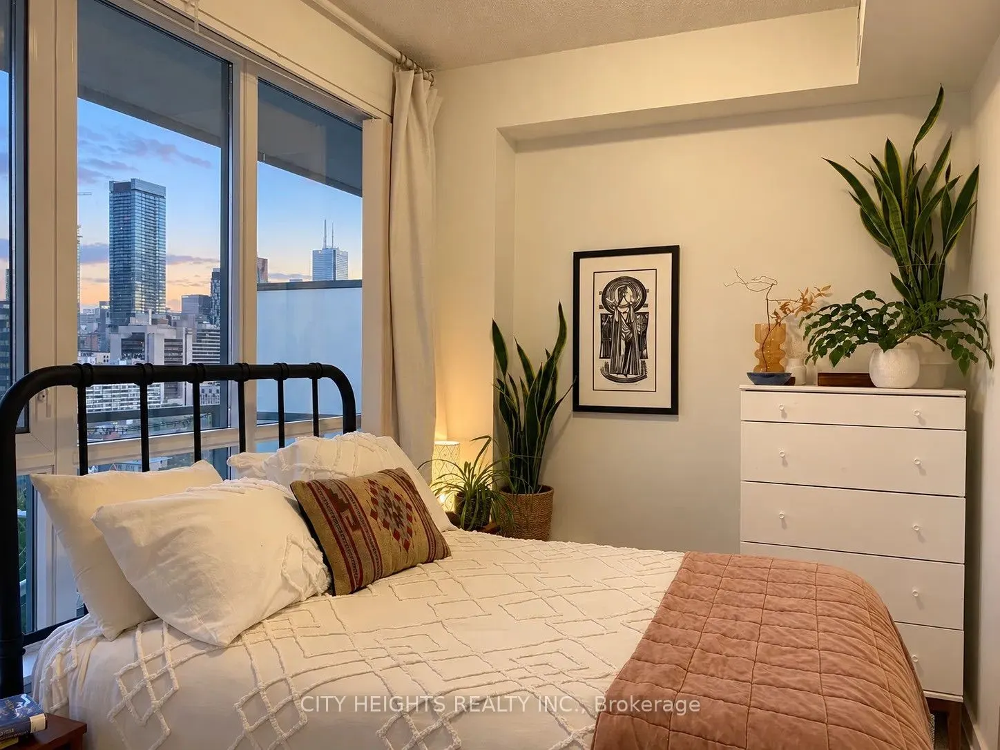 181 Huron Street #1307