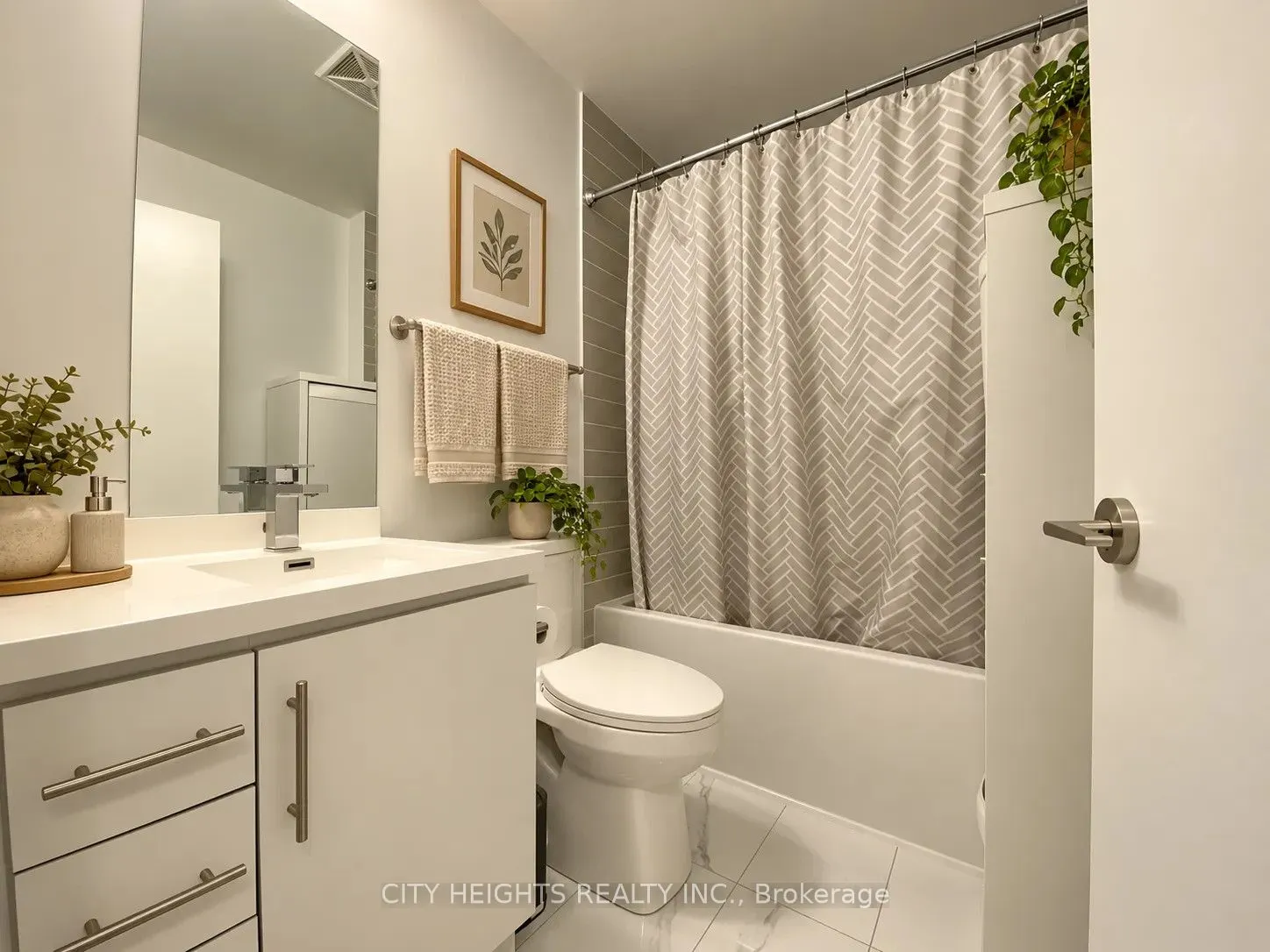 181 Huron Street #1307