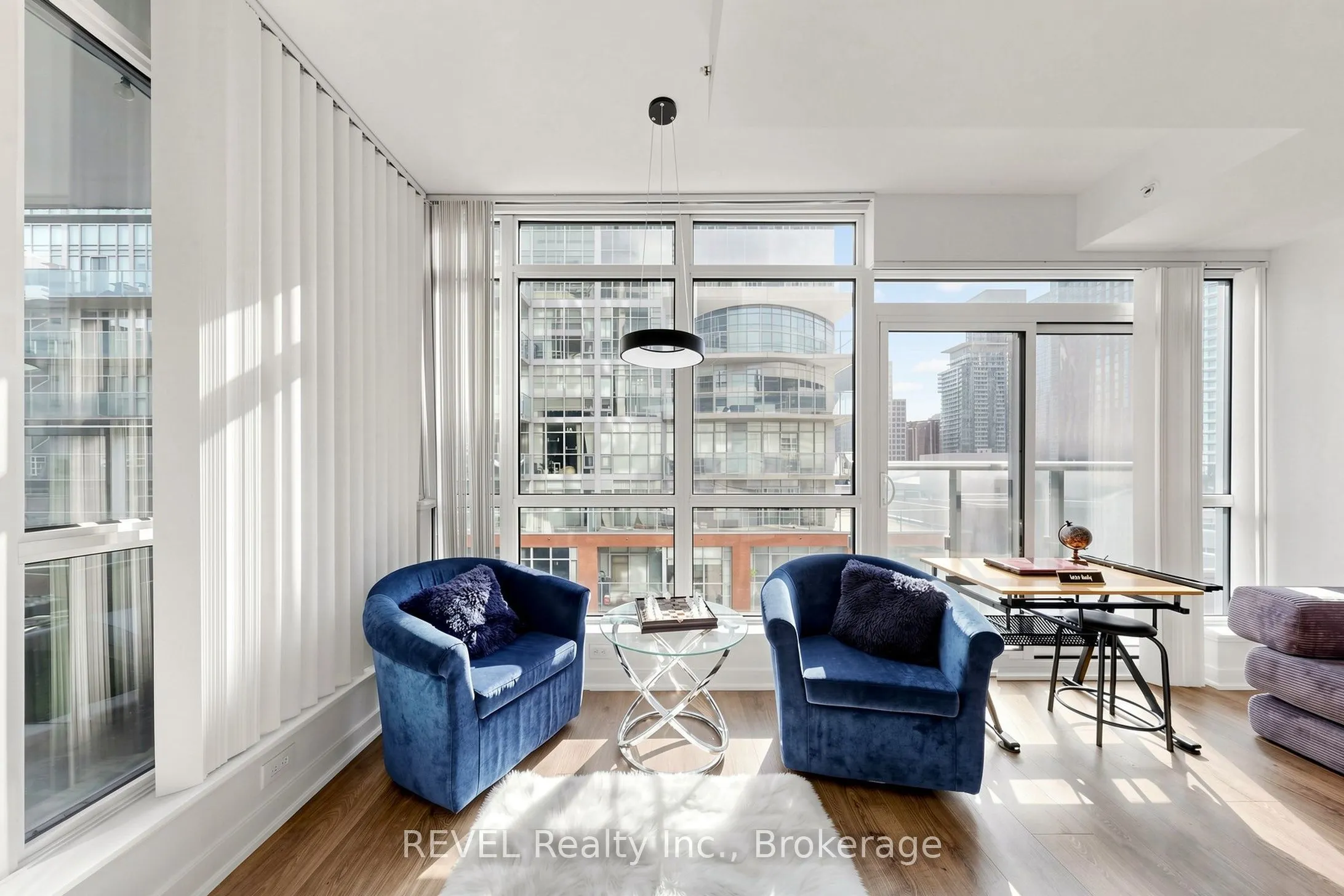 30 Nelson Street #705