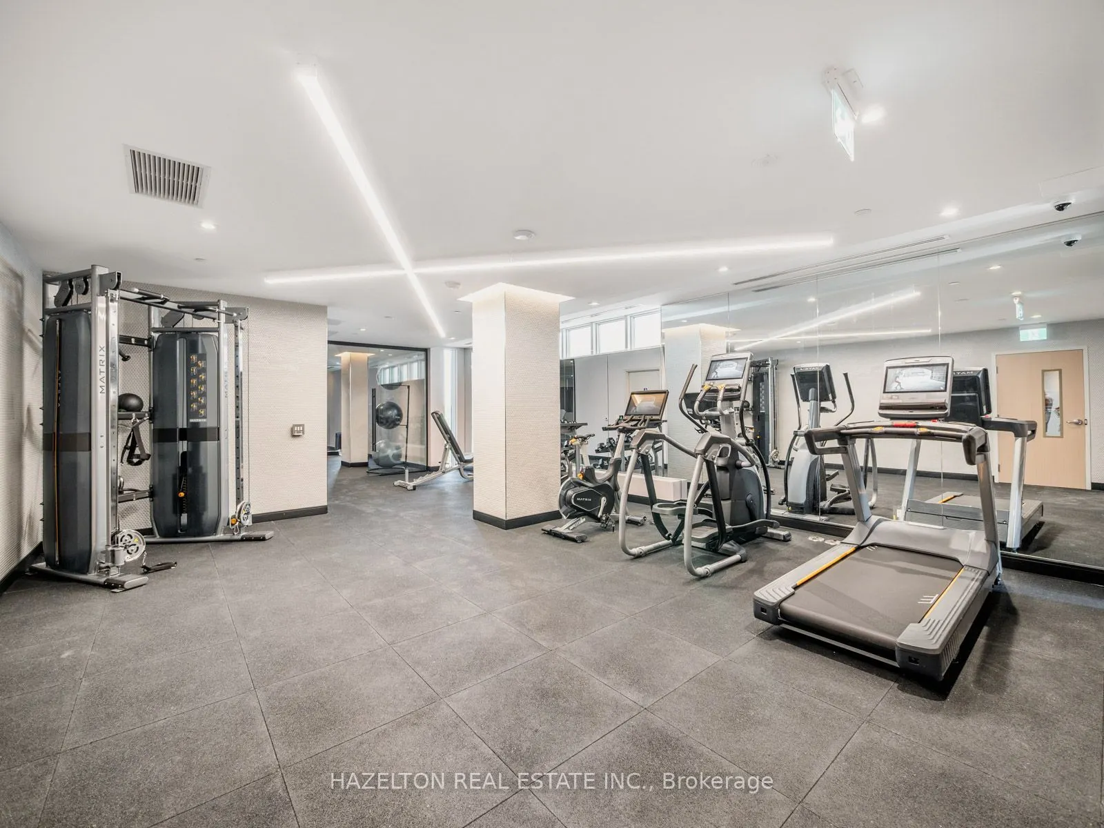 8 Manor Road W #602
