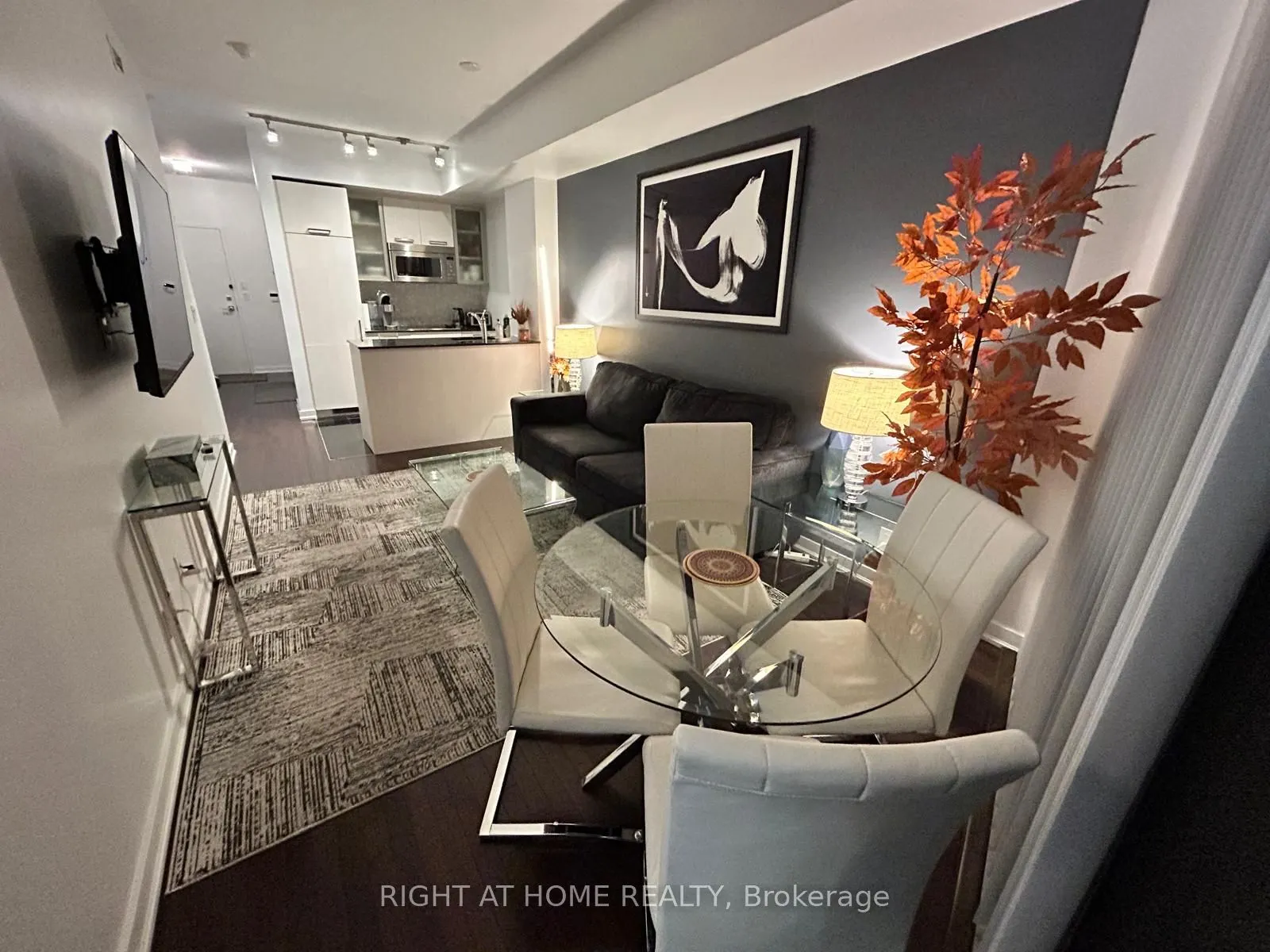 12 York Street #2503