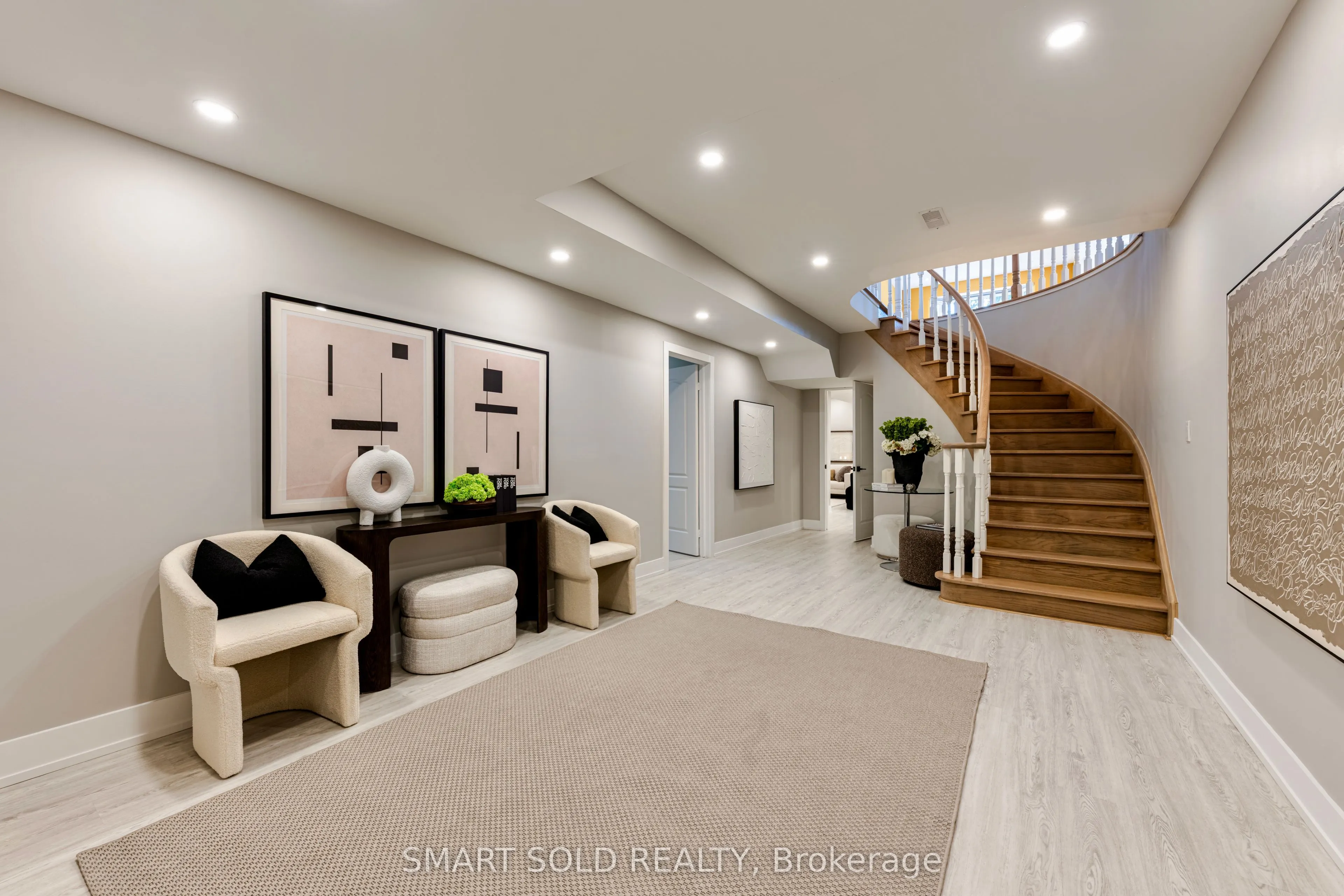 231 Hounslow Avenue