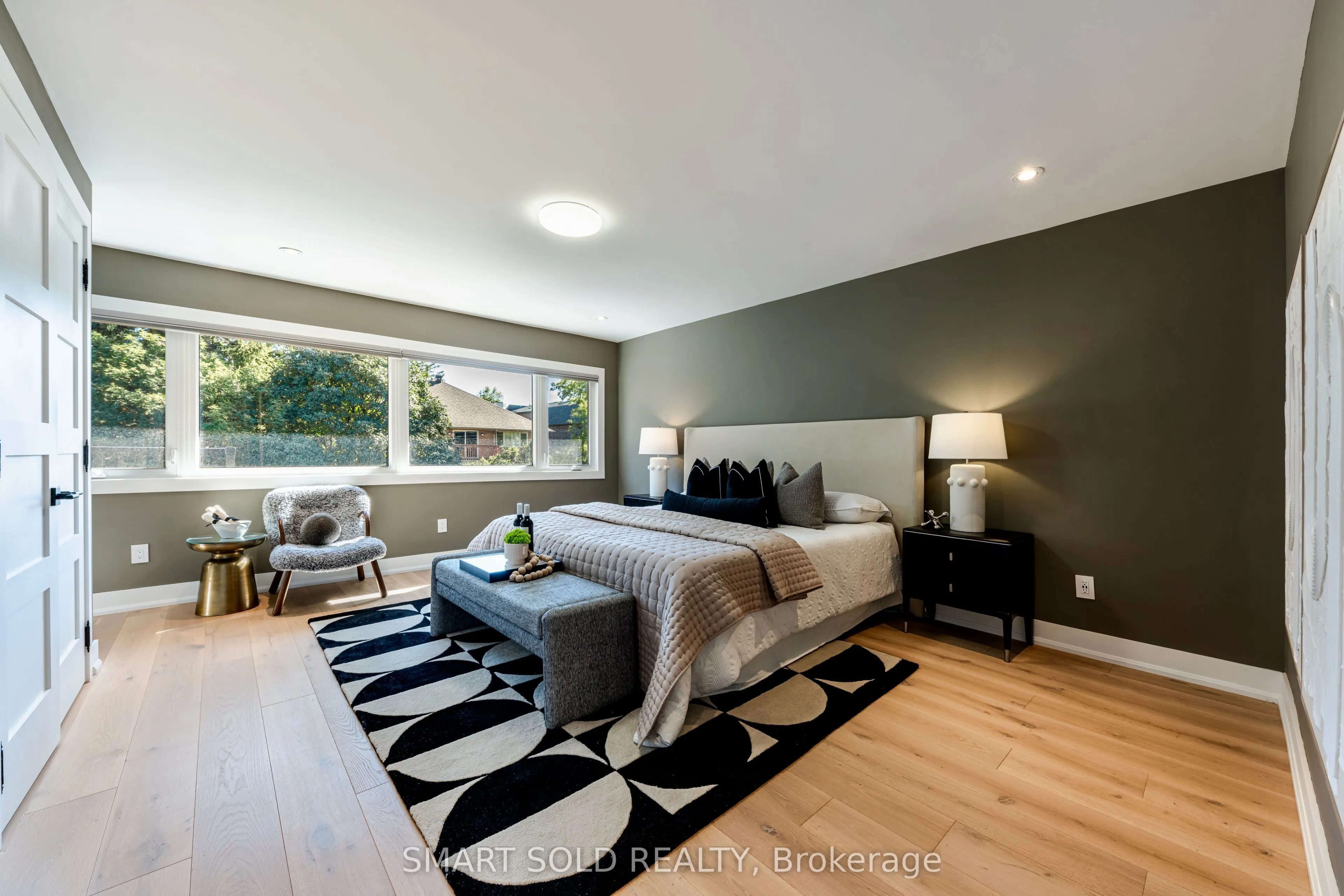 231 Hounslow Avenue