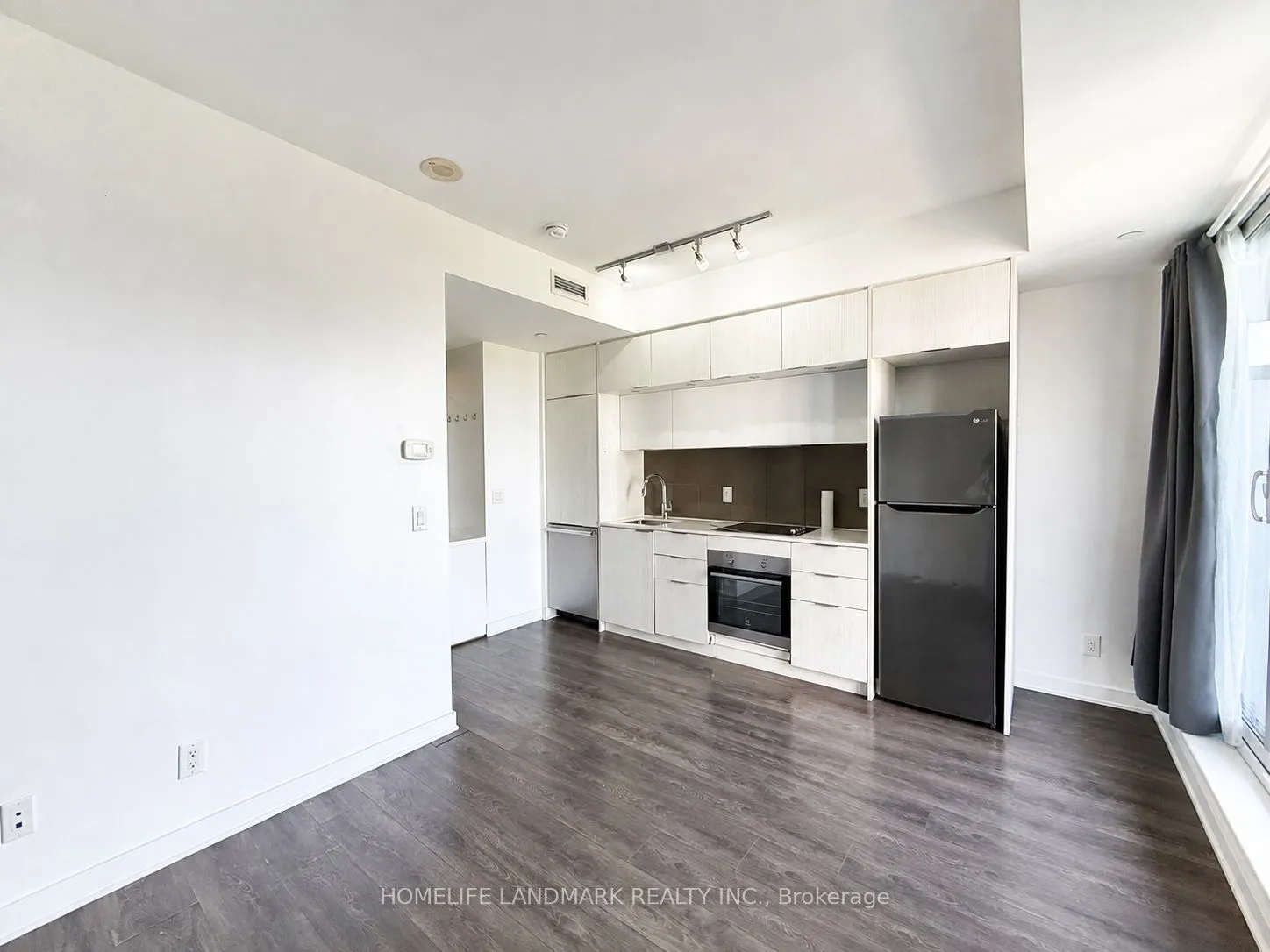 55 Regent Park Boulevard #1711
