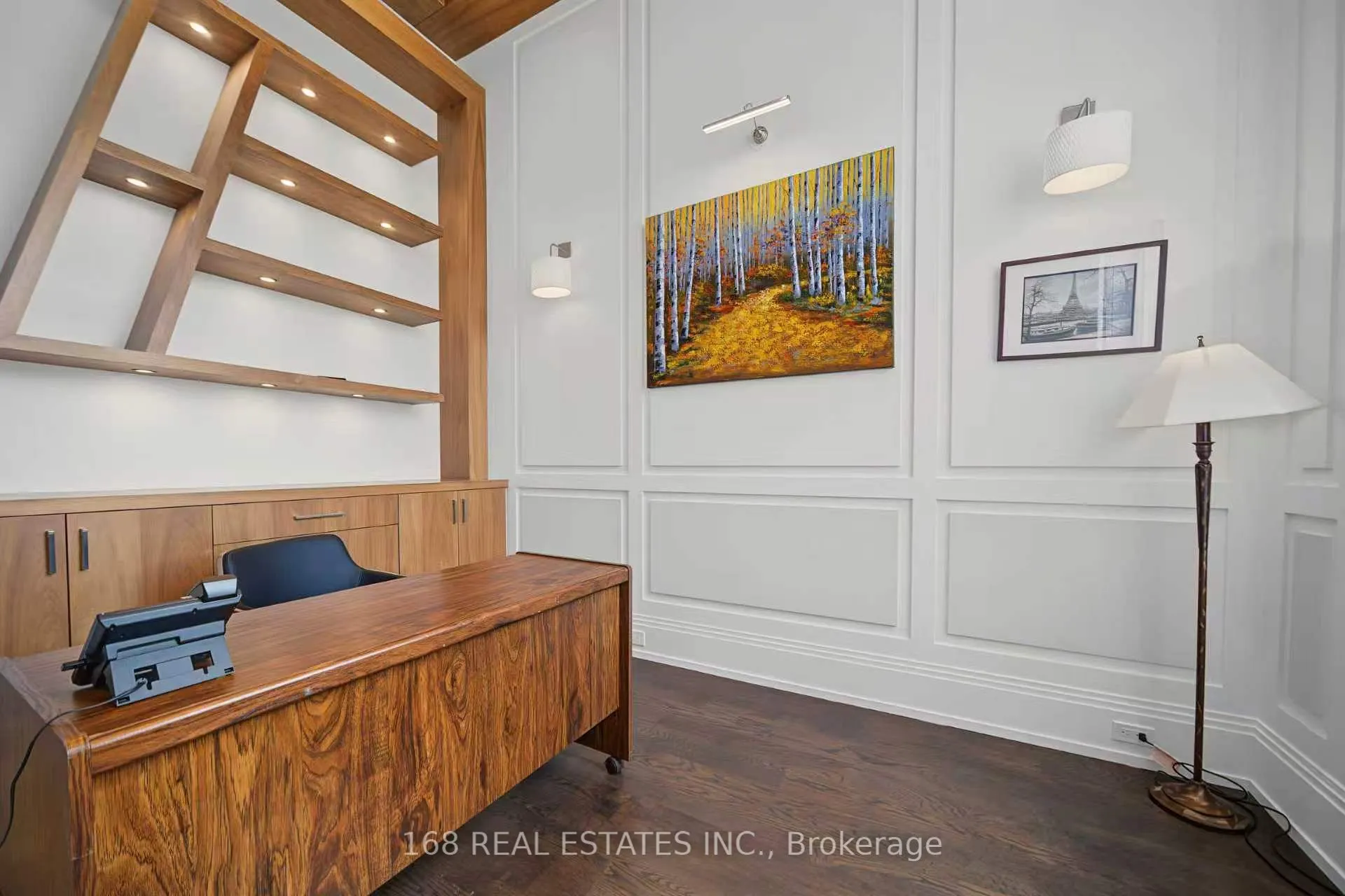 53 Athabaska Avenue
