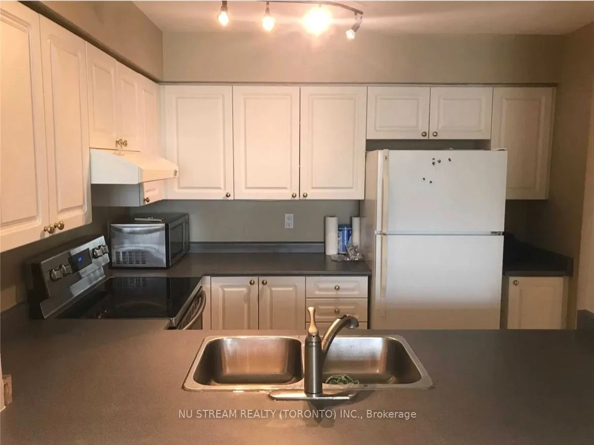 33 Empress Avenue #915