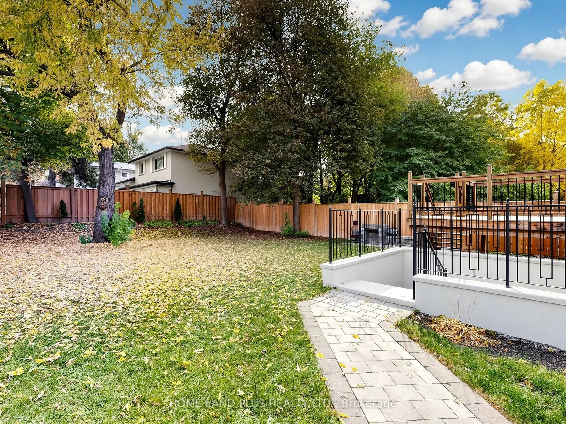 225 Northwood Drive