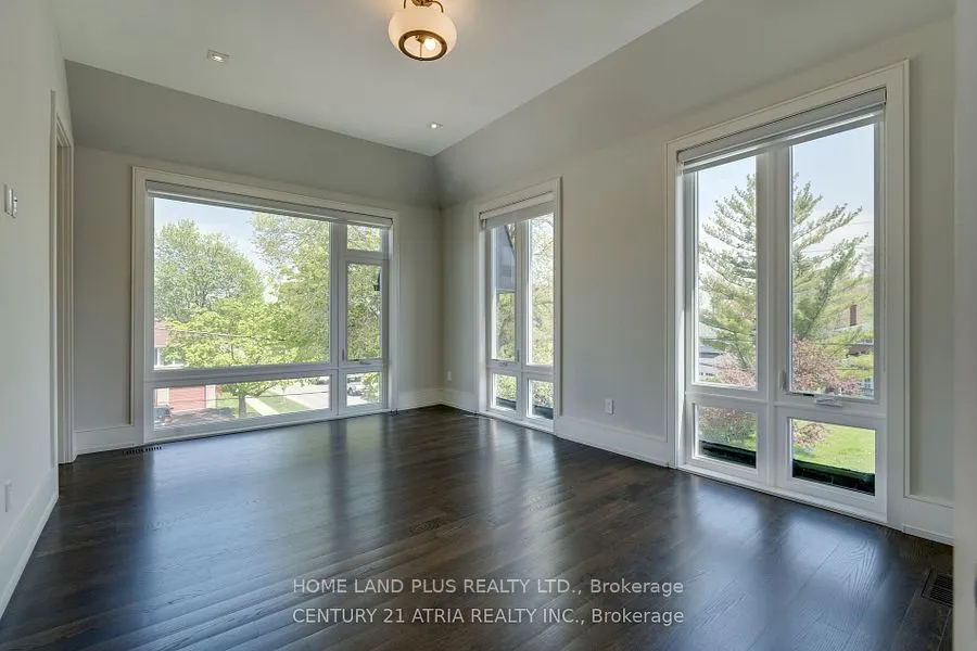 225 Northwood Drive