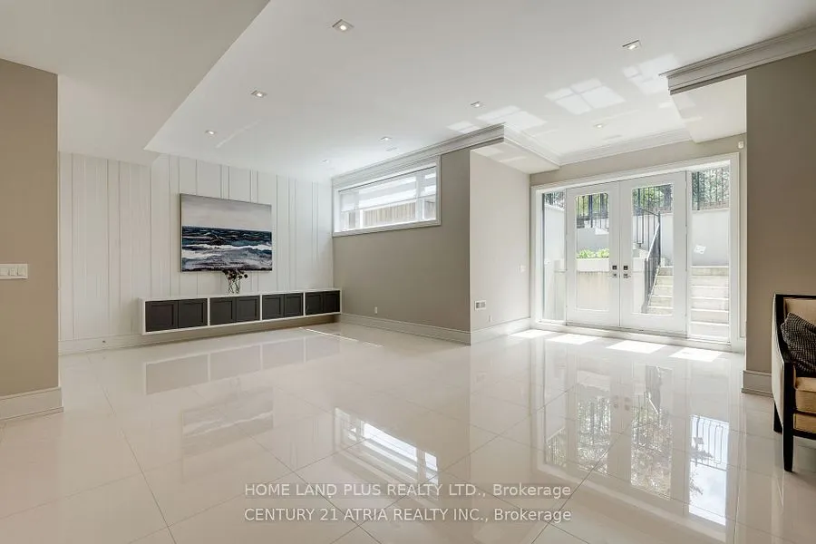 225 Northwood Drive