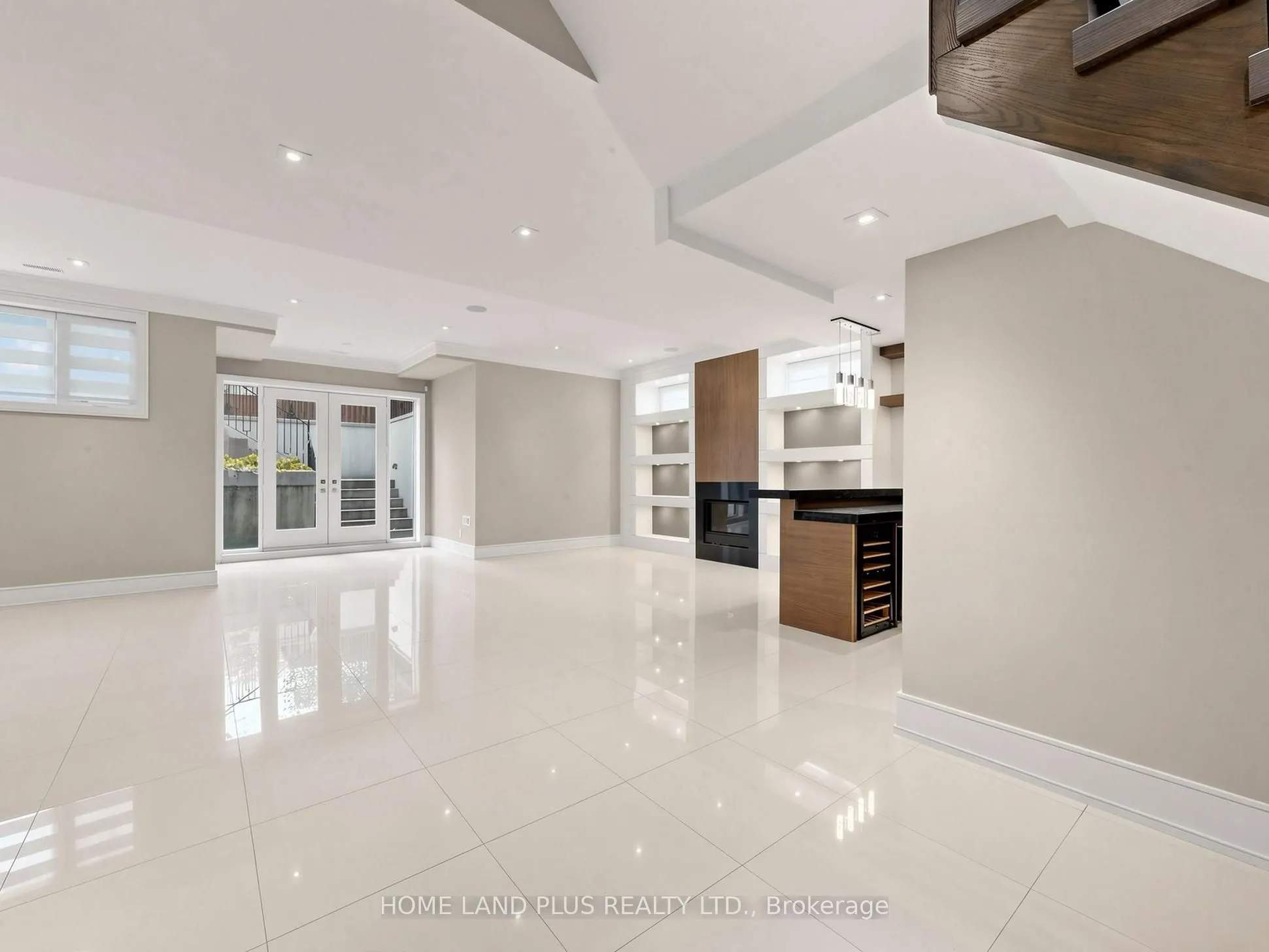 225 Northwood Drive