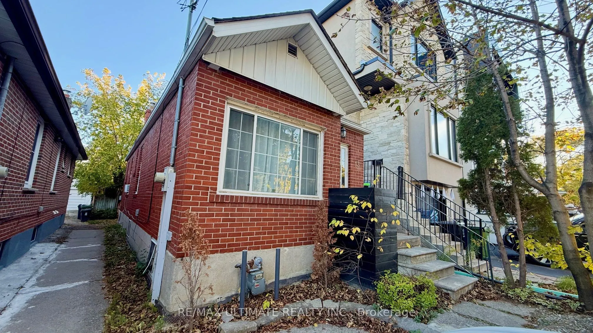13 Lanark Avenue #Main