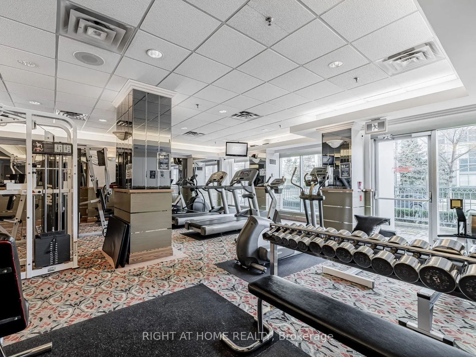 28 Hollywood Avenue #511