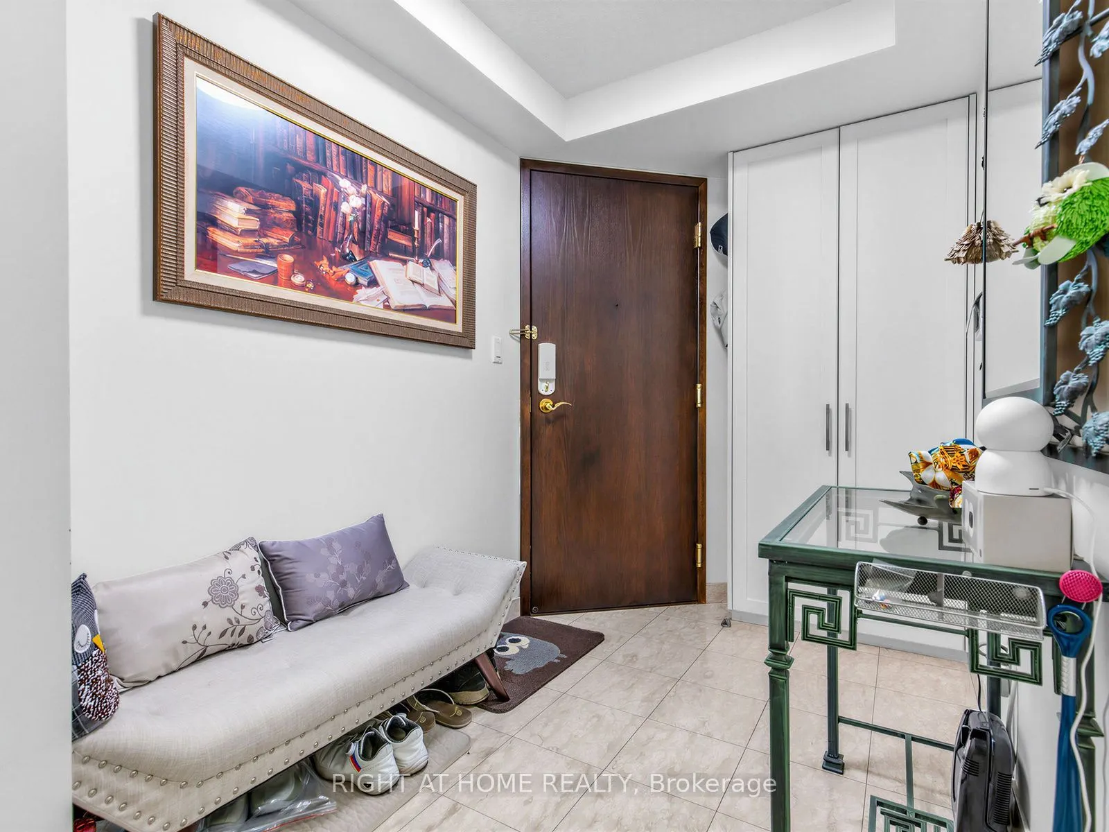28 Hollywood Avenue #511