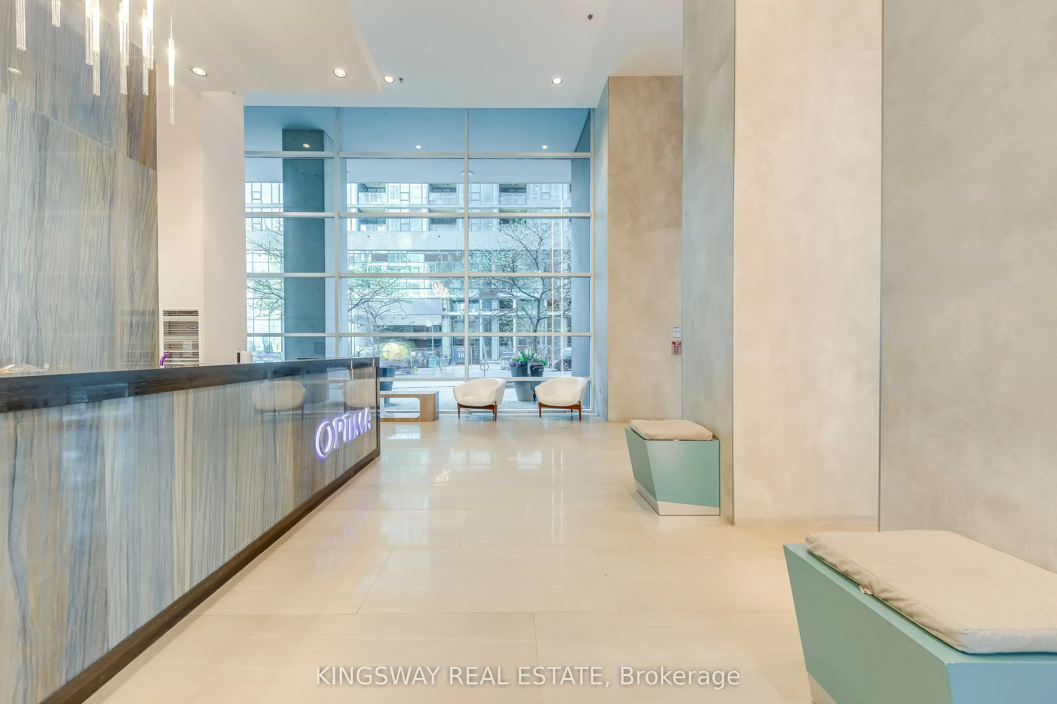 81 Navy Wharf Court #3511