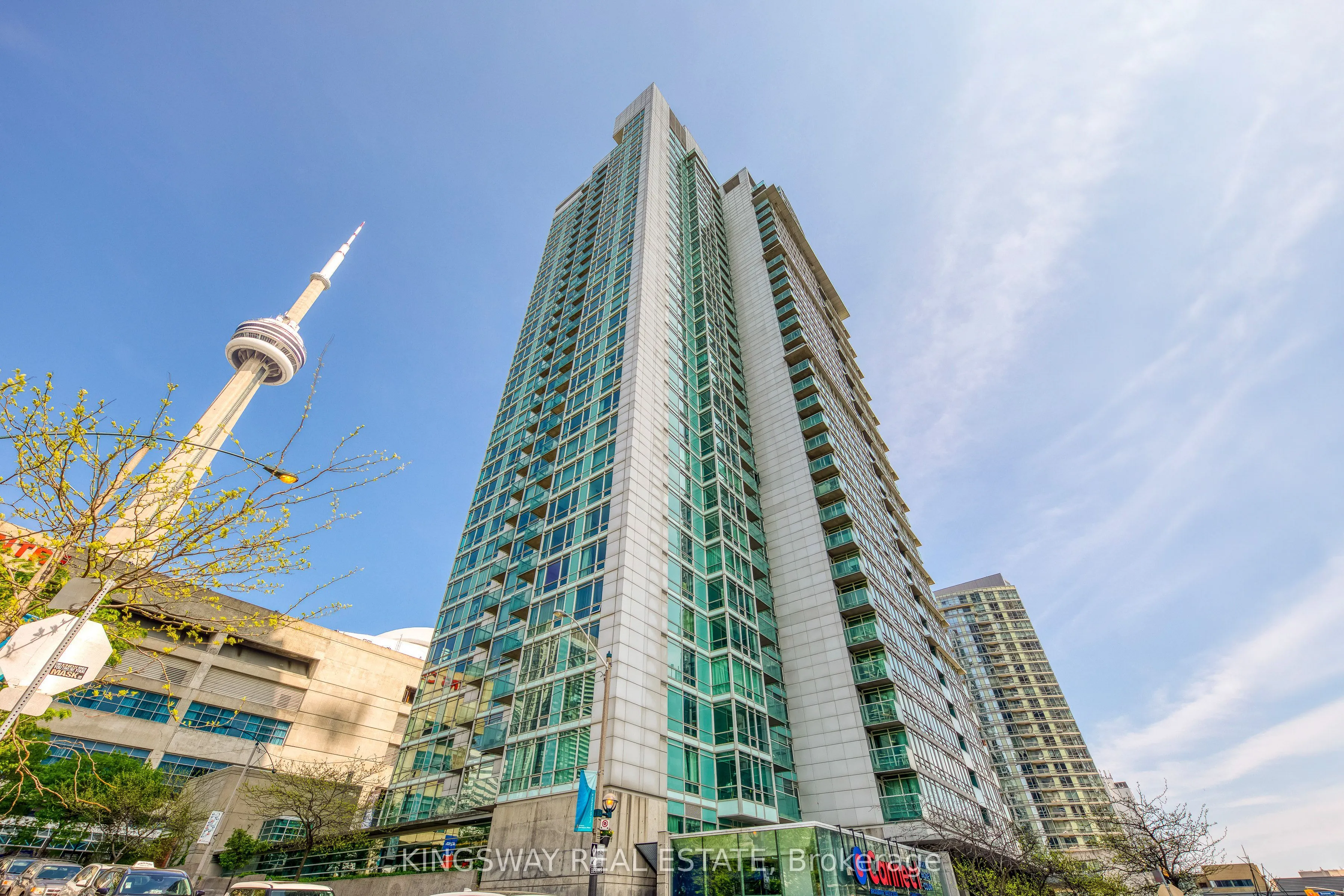 81 Navy Wharf Court #3511