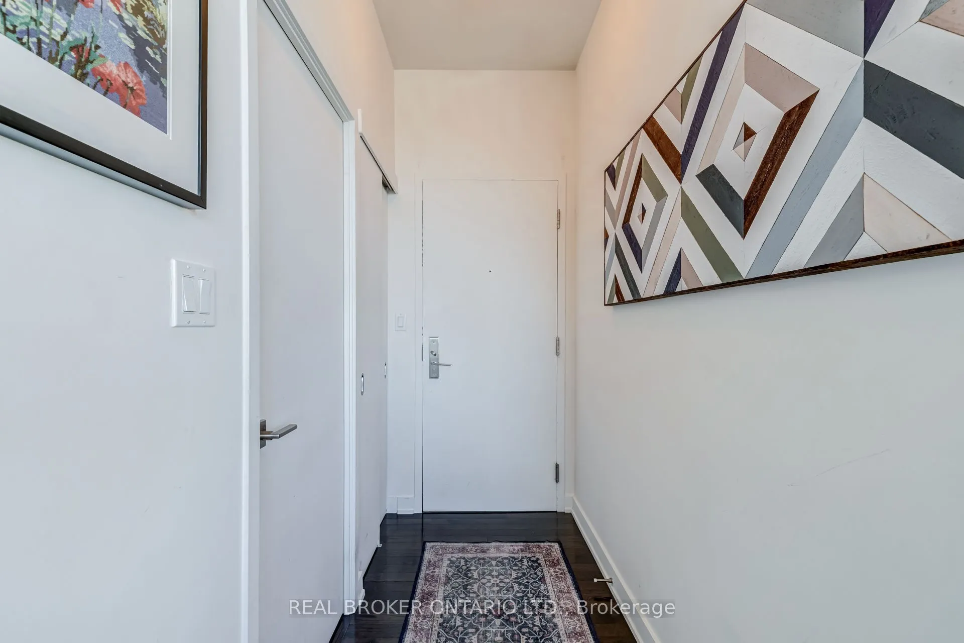 126 Simcoe Street #PH02