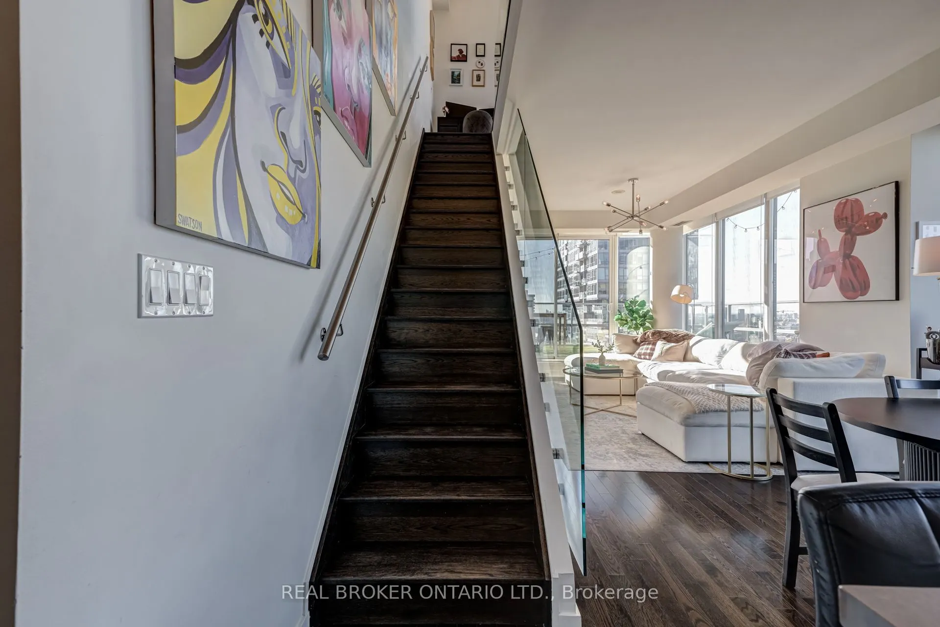126 Simcoe Street #PH02