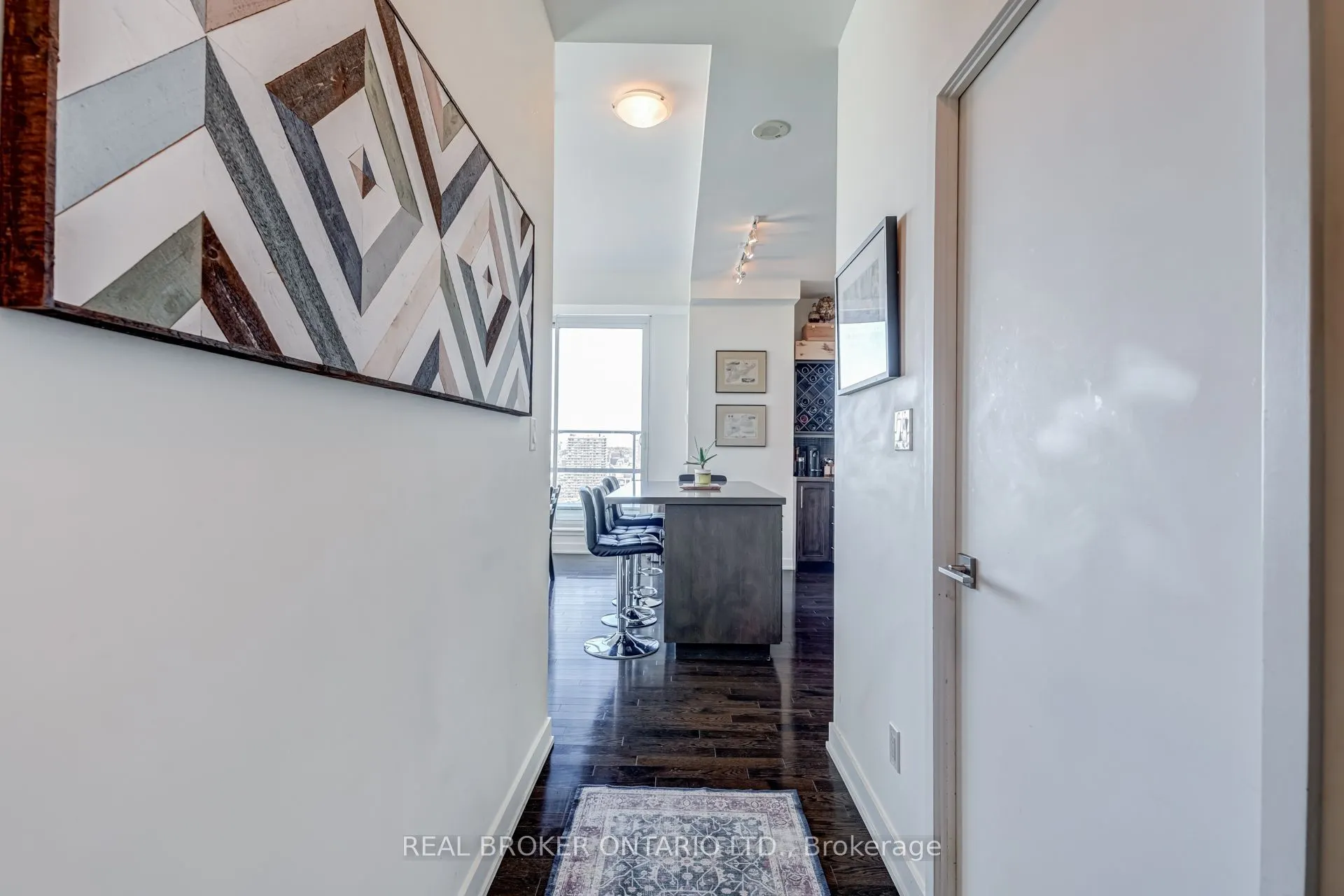126 Simcoe Street #PH02
