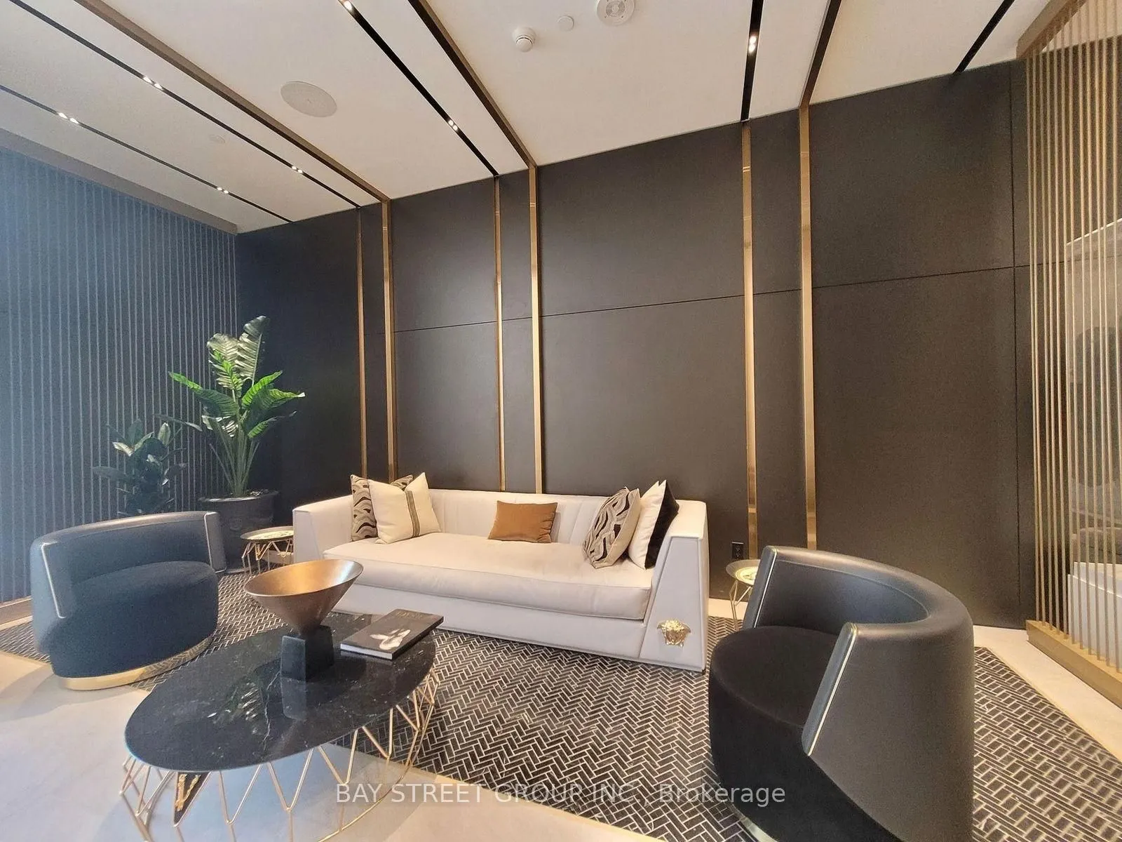 319 Jarvis Street #4911