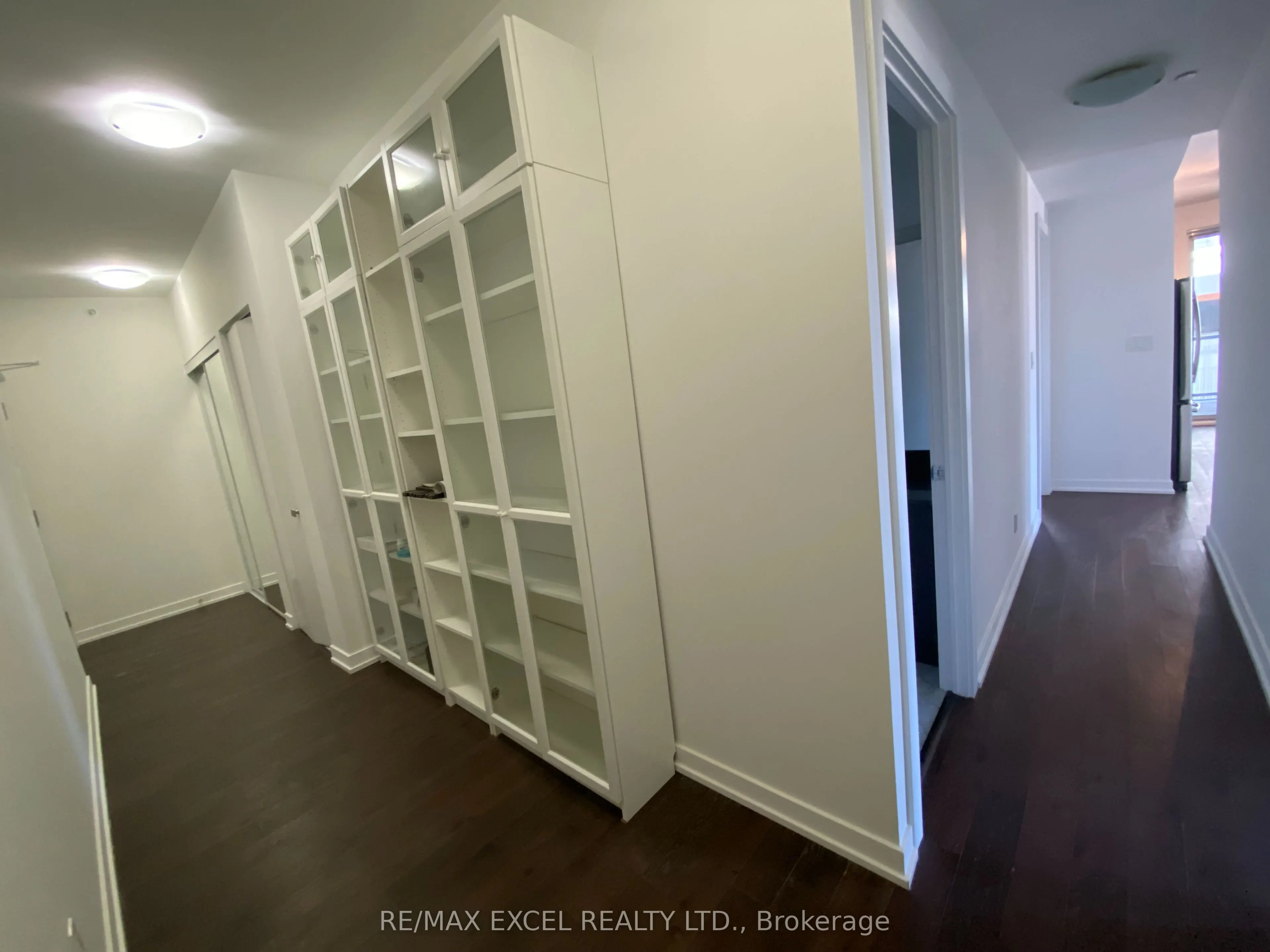 20 Bruyeres Mews #510