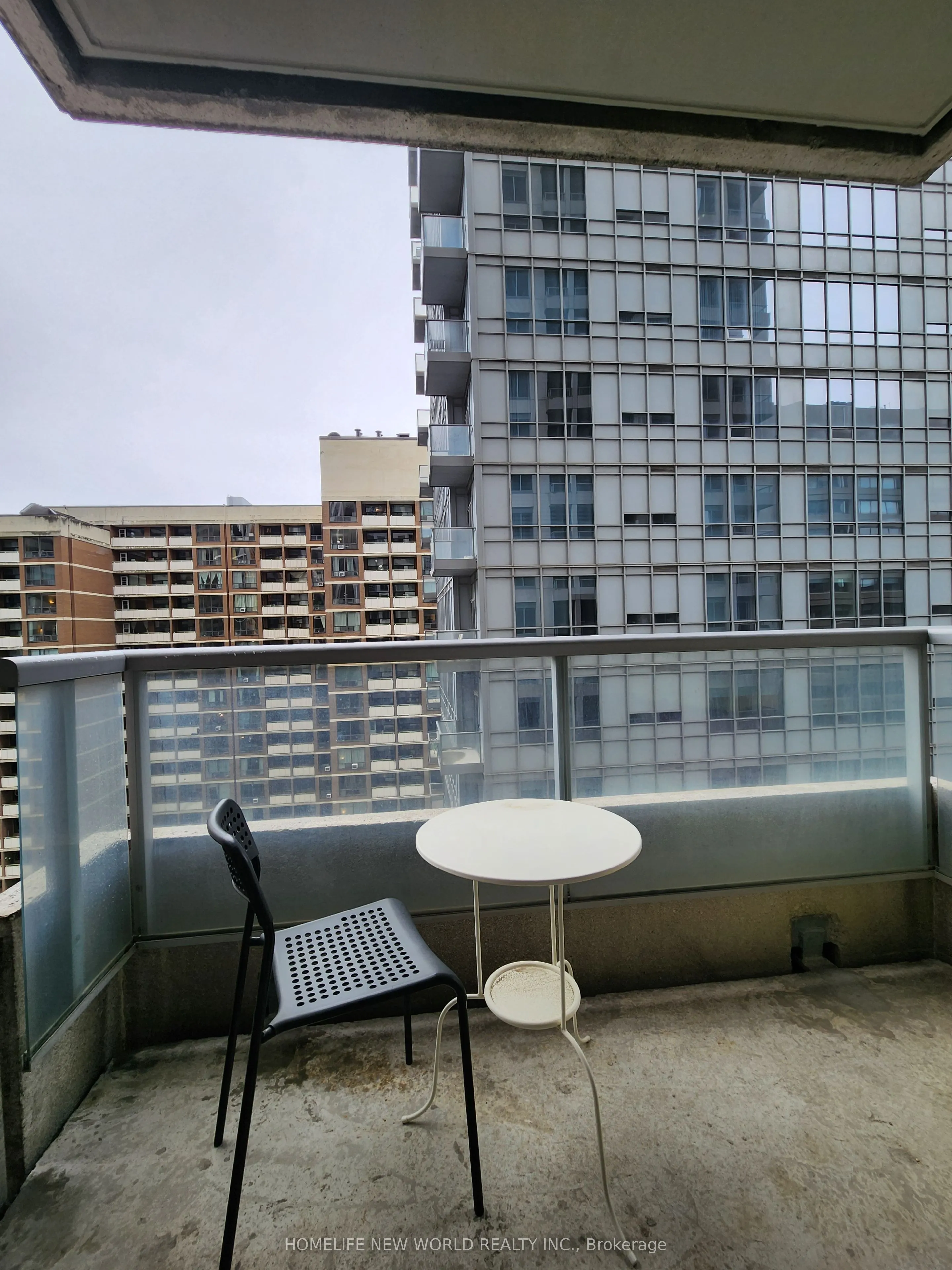 35 Balmuto Street #1507