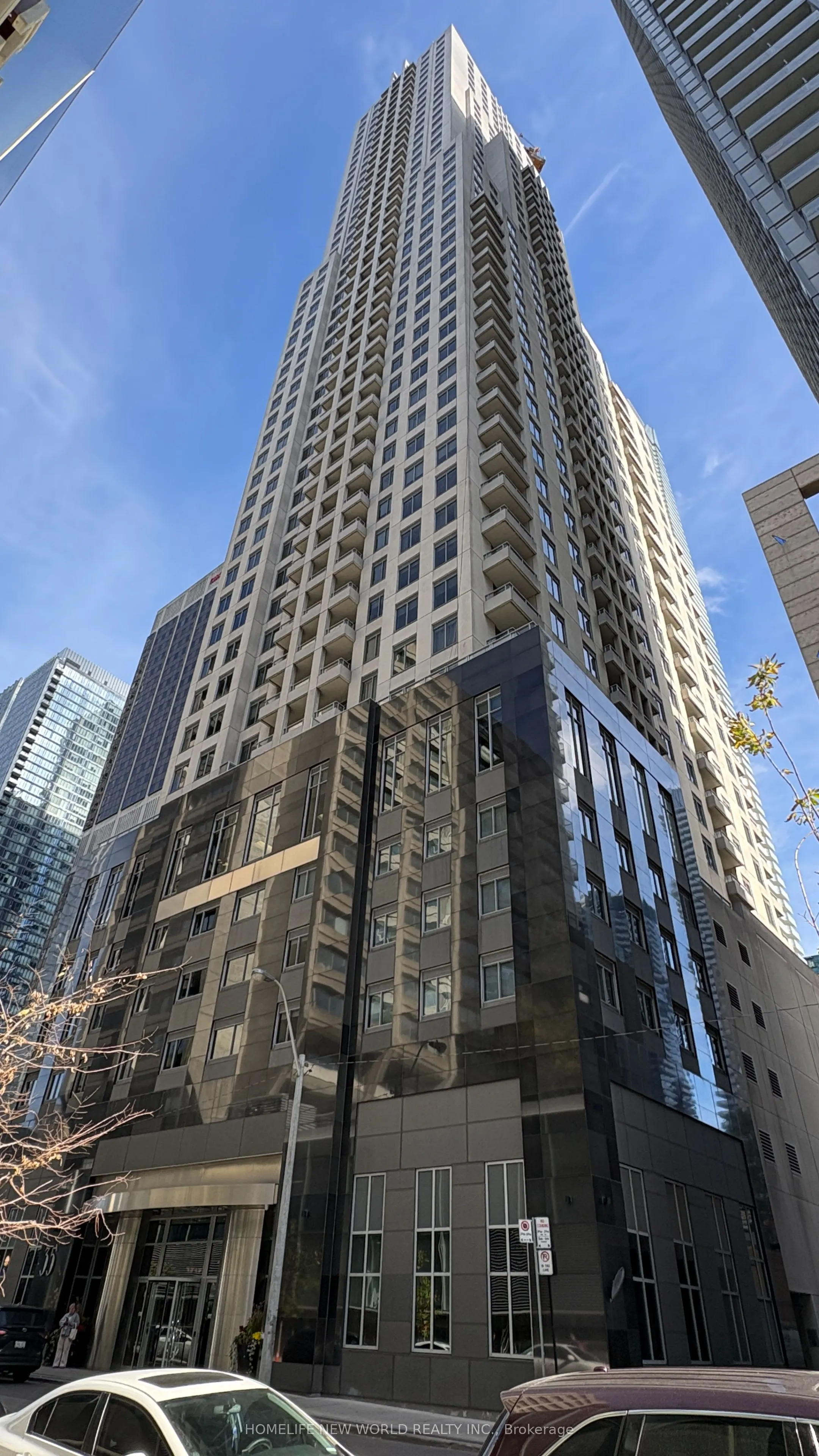 35 Balmuto Street #1507