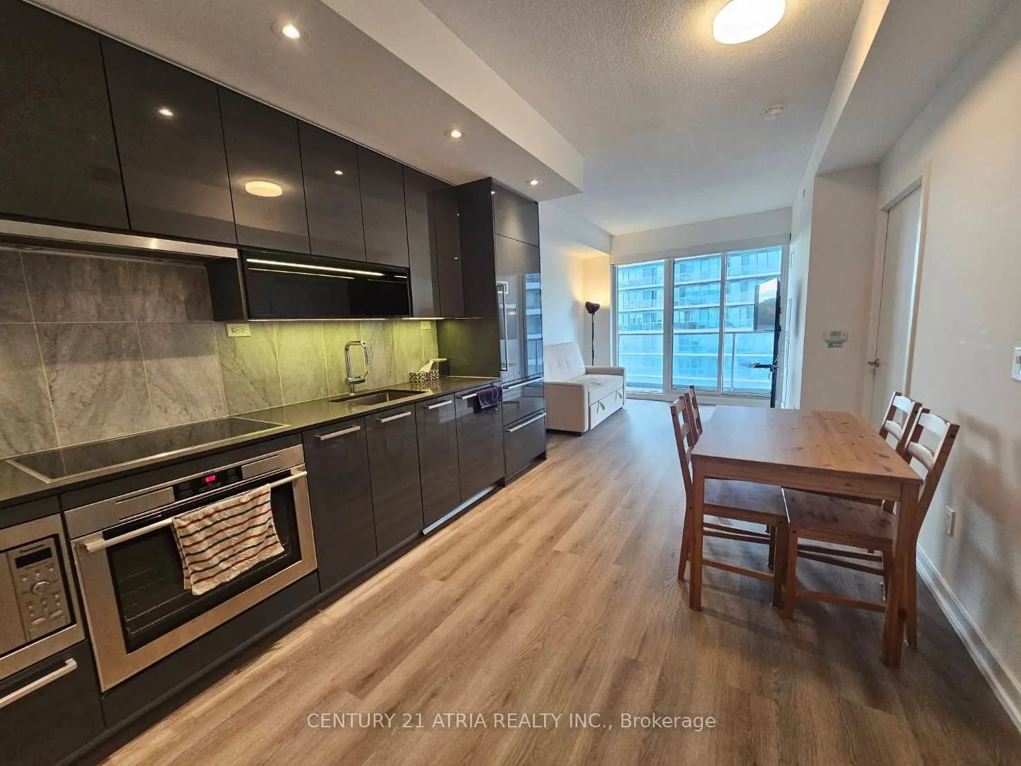 117 Mcmahon Drive #605