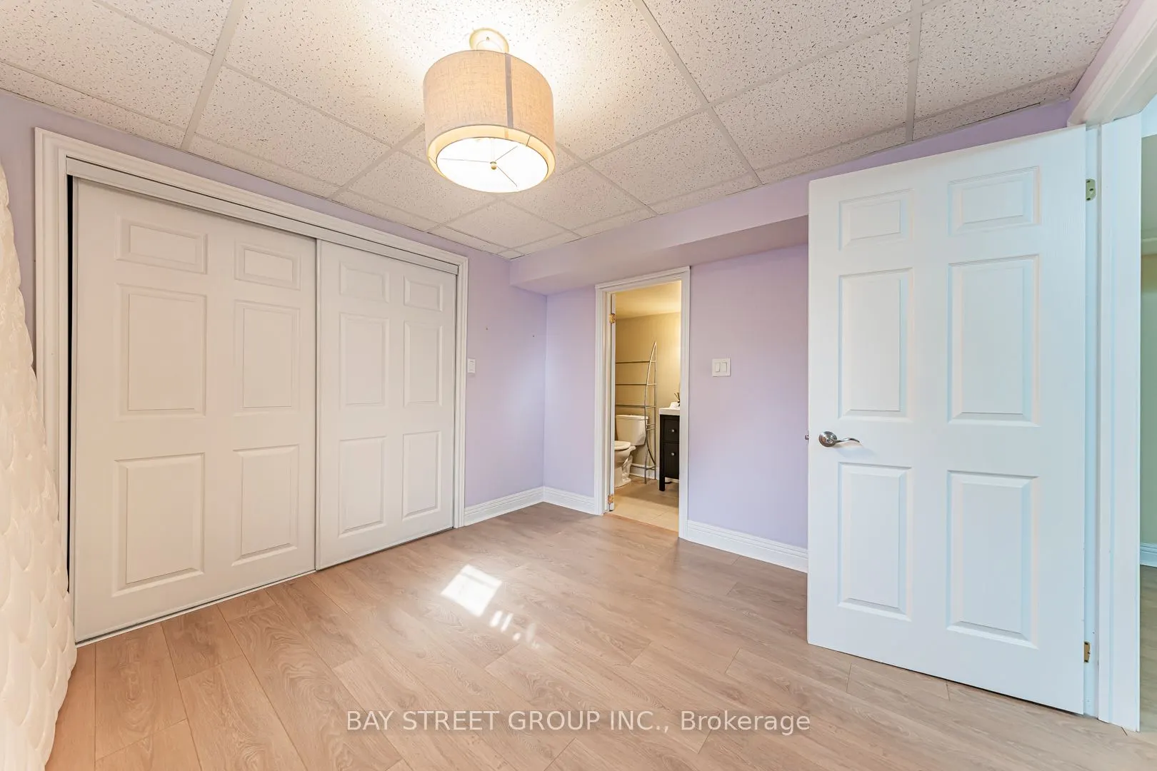 149 Hendon Avenue #Lower