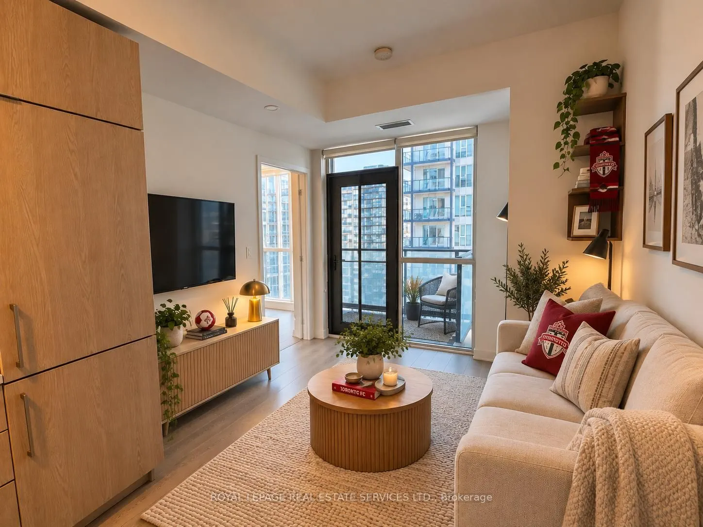 50 Ordnance Street #2103