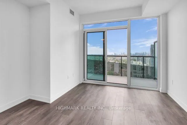 127 Broadway Avenue #2913S